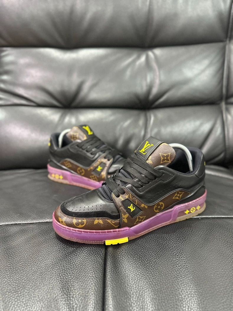 Louis Vuitton Louis Vuitton Trainer Casual Board Shoes Lakers Purple and Size US 8 / EU 41 - 4 Thumbnail