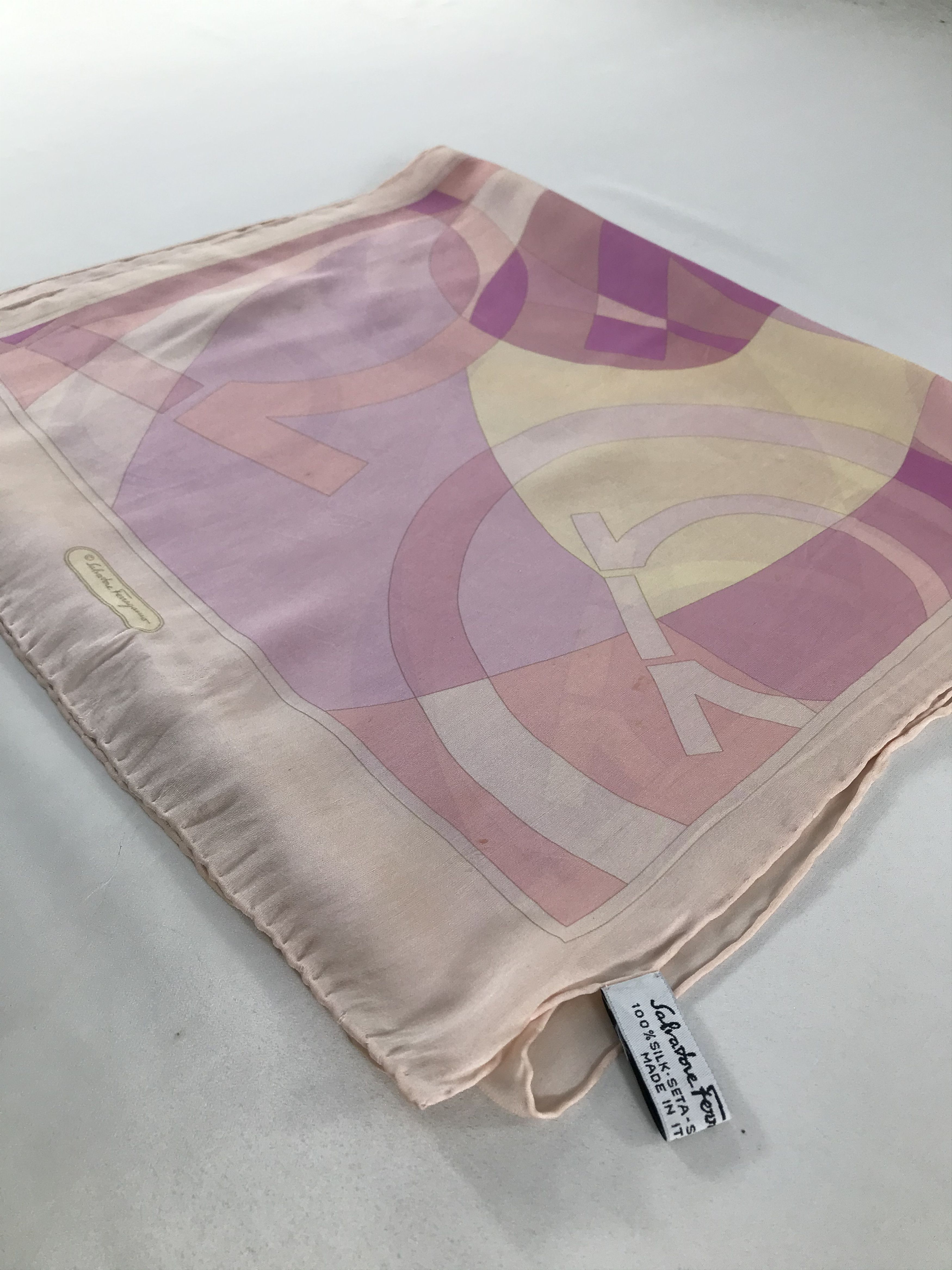 Vintage Vintage Salvatore Ferragamo Silk Scarf Size ONE SIZE - 3 Thumbnail