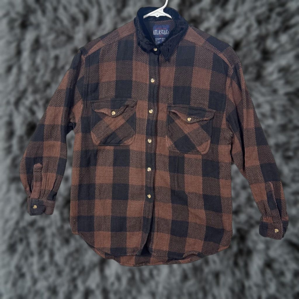 At Last & Co ATLAST&Co. Shirt Women M Brown Black Flannel Plaid Velour Collar Cozy Outdoorsy Pockets Size M / US 6-8 / IT 42-44 - 1 Thumbnail