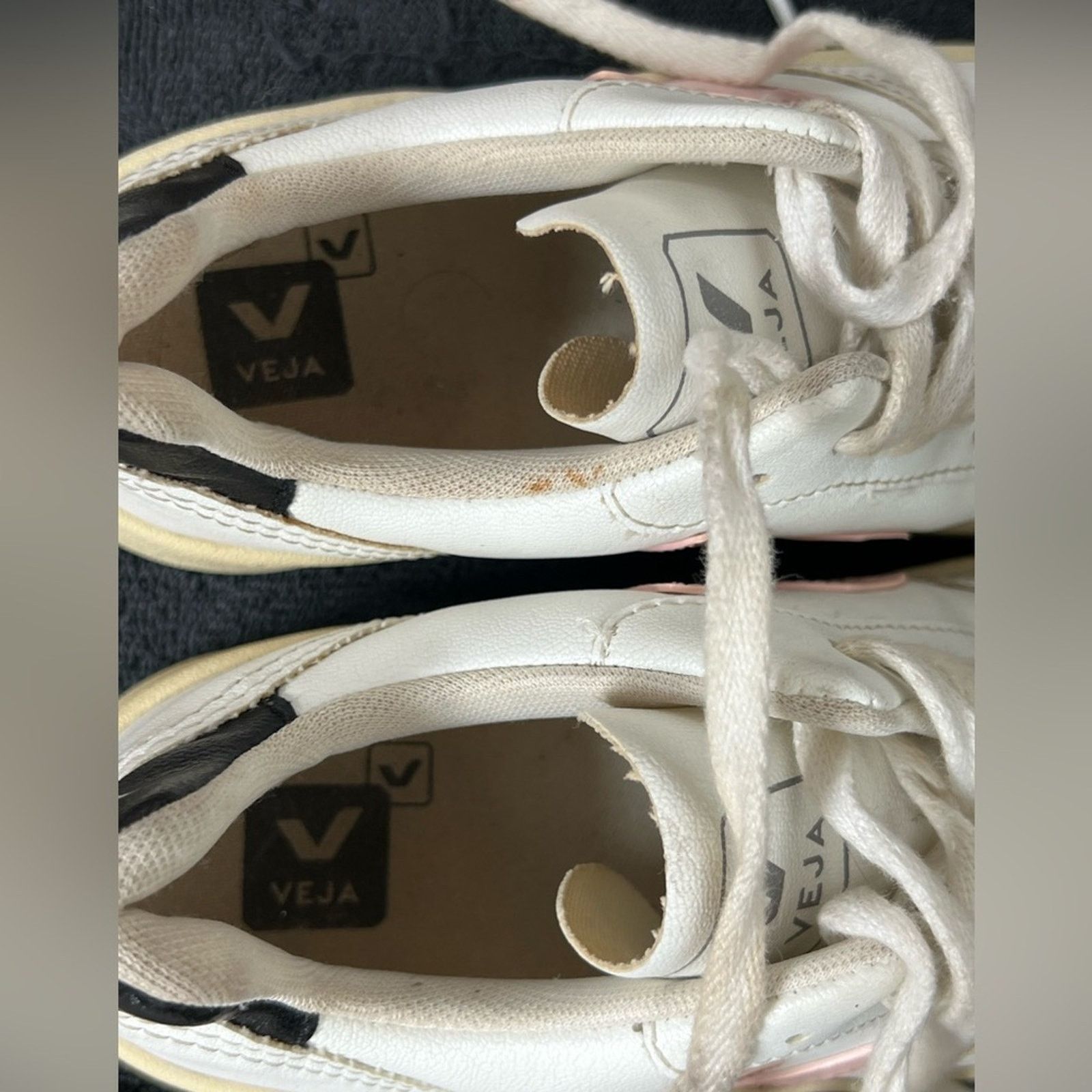 Veja VEJA Women’s V-10 CWL WHITE PETALE Shoes Size 6 RETAIL $120 Size US 6 / IT 36 - 9 Thumbnail