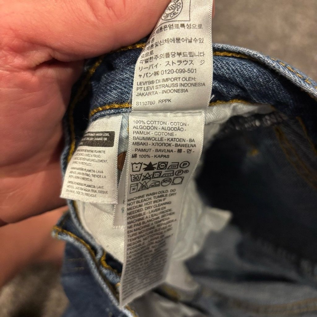 Levi's Men’s Levi's 501 Regular Straight Jeans Size US 30 / EU 46 - 2 Thumbnail