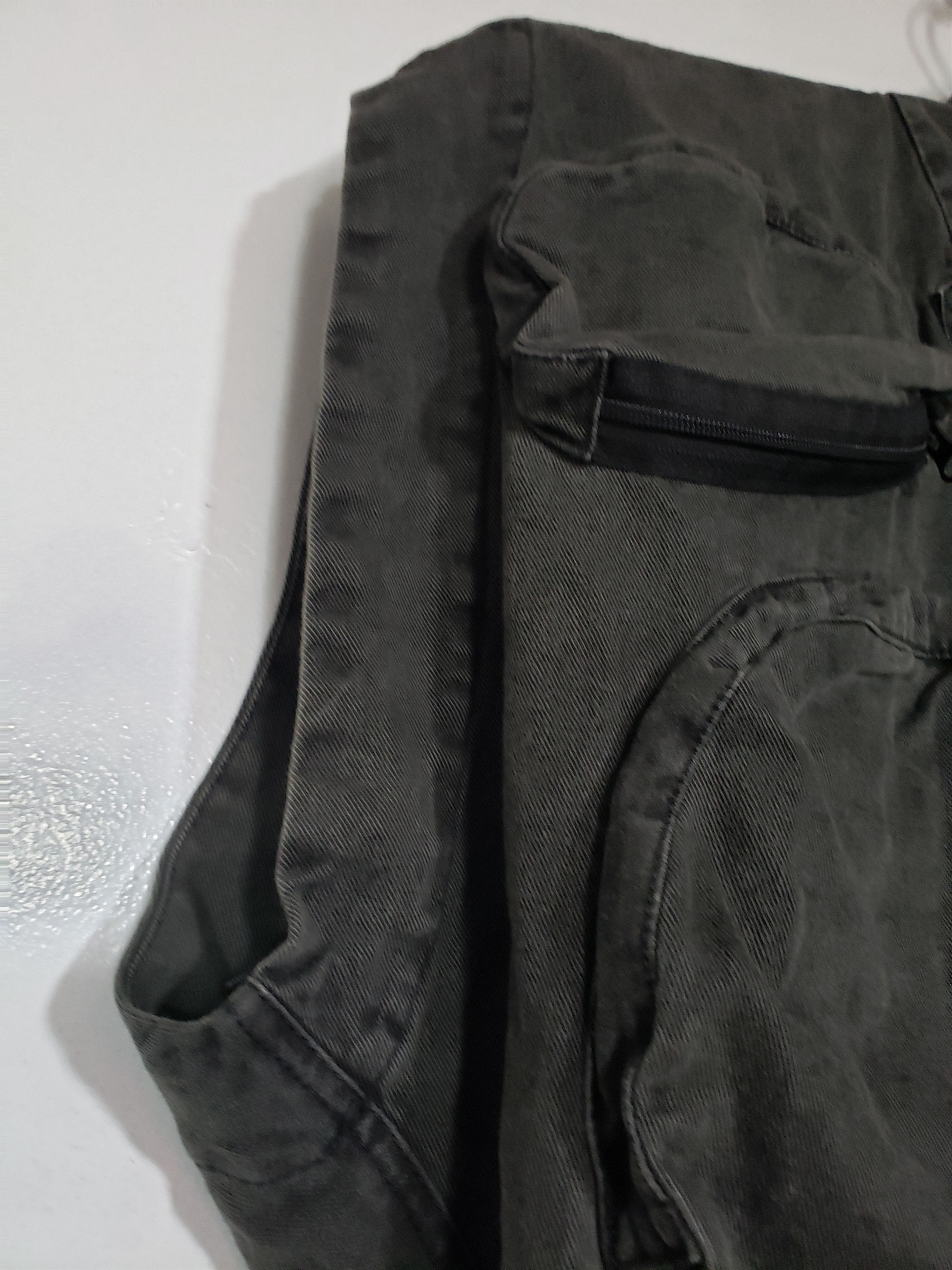 Demobaza Demobaza vest one size fits al Size US M / EU 48-50 / 2 - 5 Thumbnail