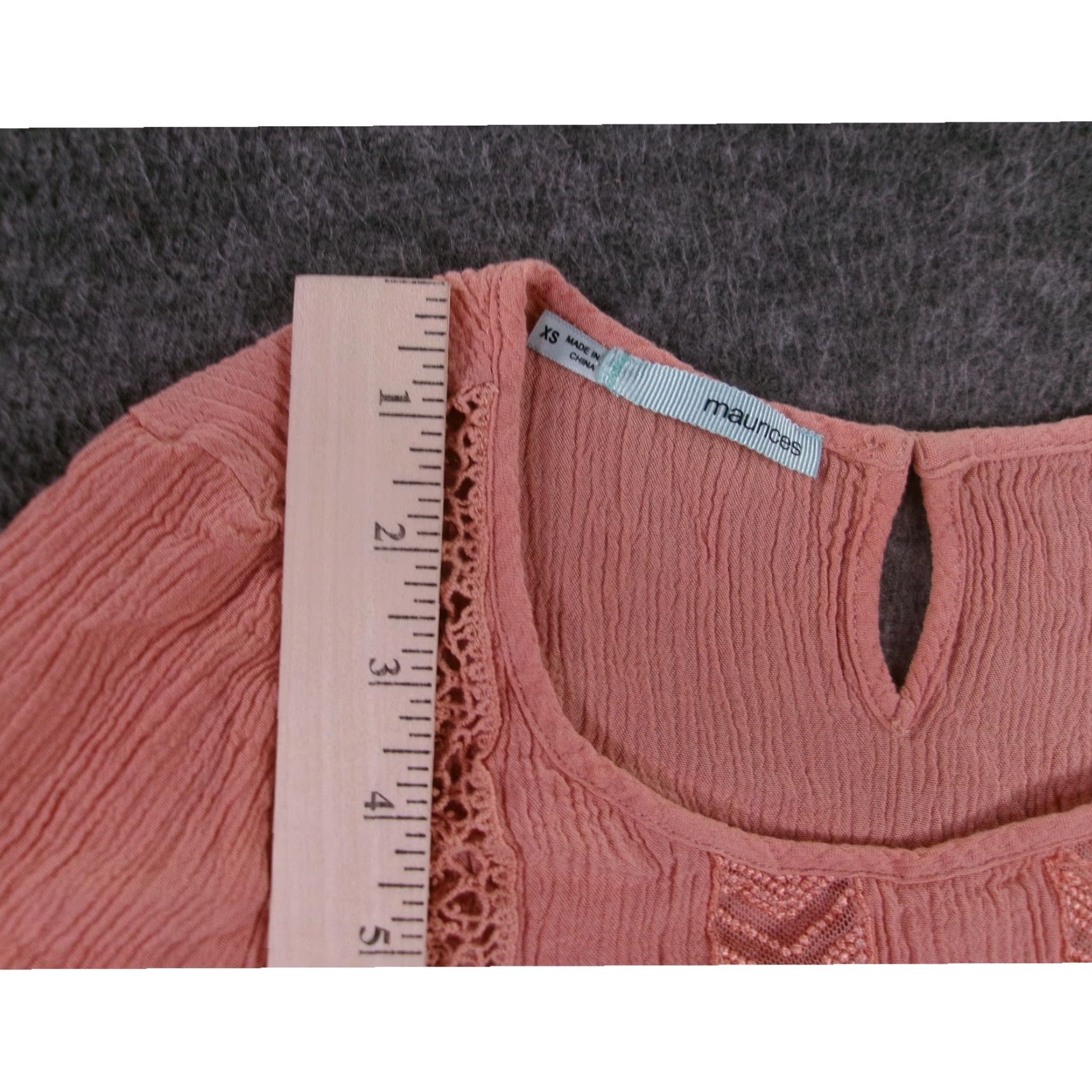 Vintage VINTAGE Maurices Women’s Blouse XS Pink Rayon Long Sleeve Bohemian Chic Casual Size XS / US 0-2 / IT 36-38 - 4 Thumbnail