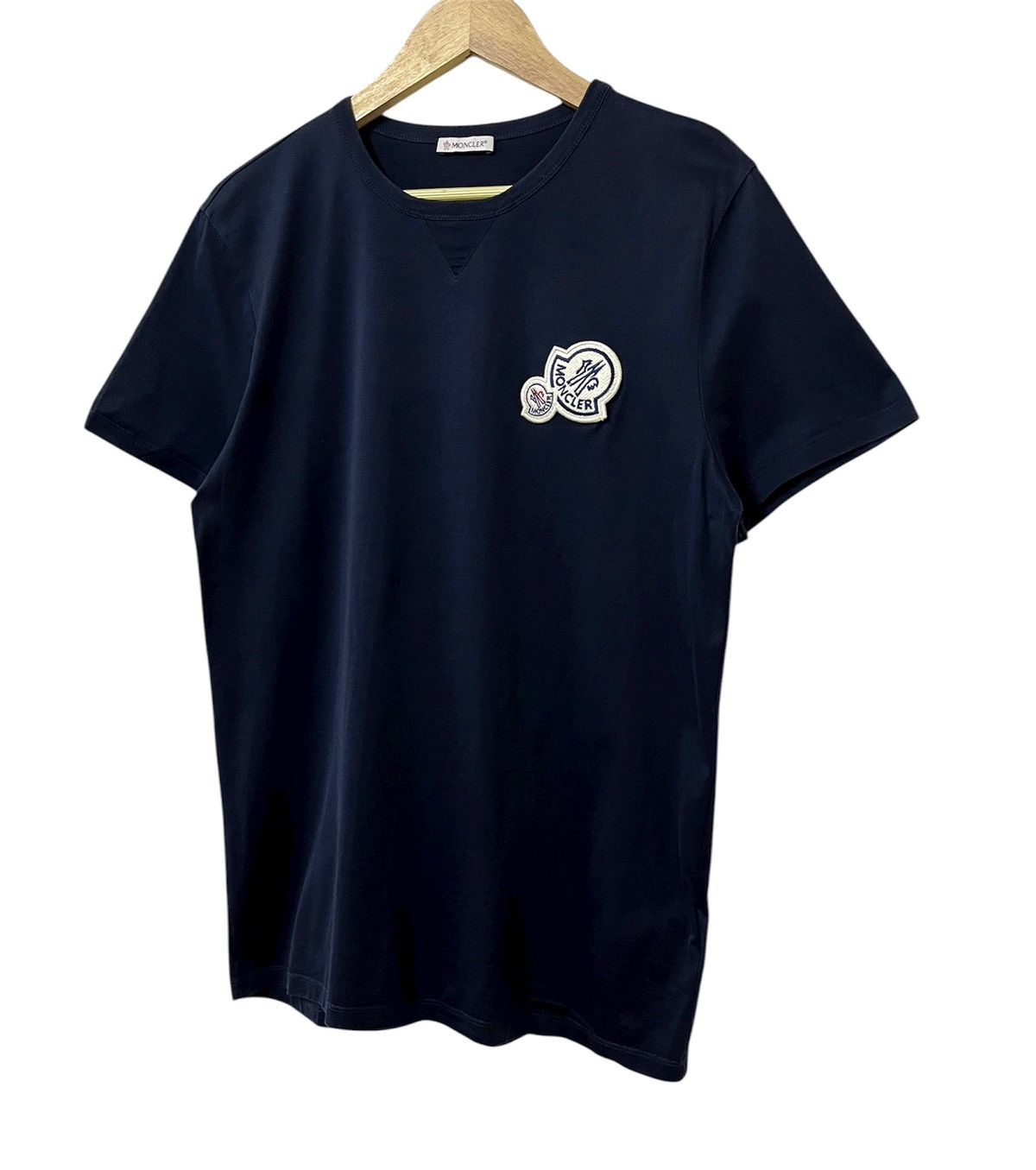 Moncler MONCLER MAGLIA DOUBLE LOGO GRAPHIC DARK BLUE TSHIRT Size XL / US 12-14 / IT 48-50 - 4 Thumbnail