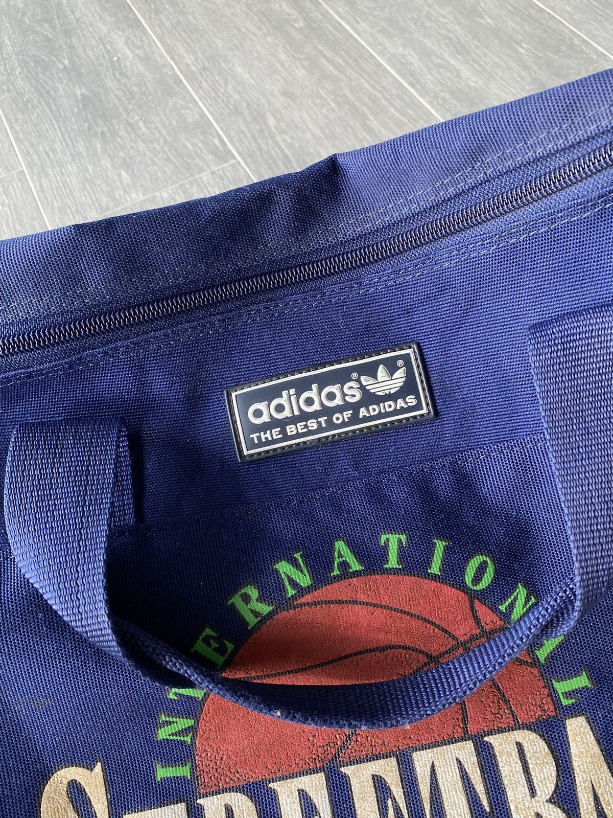 Adidas × Vintage Vintage 90’s Adidas International Streetball Duffle Bag Size ONE SIZE - 5 Thumbnail