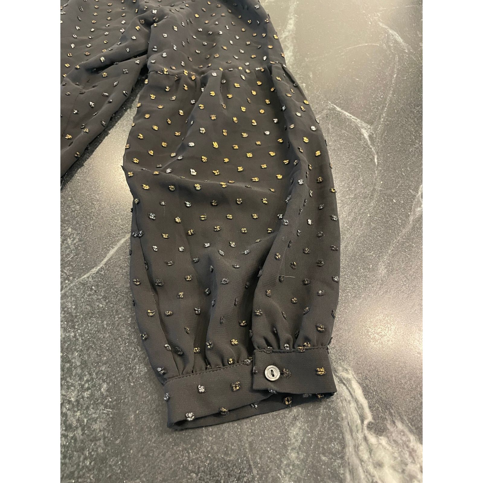Other Dress Barn Black blouse with metallic accents LG Size L / US 10 / IT 46 - 6 Thumbnail