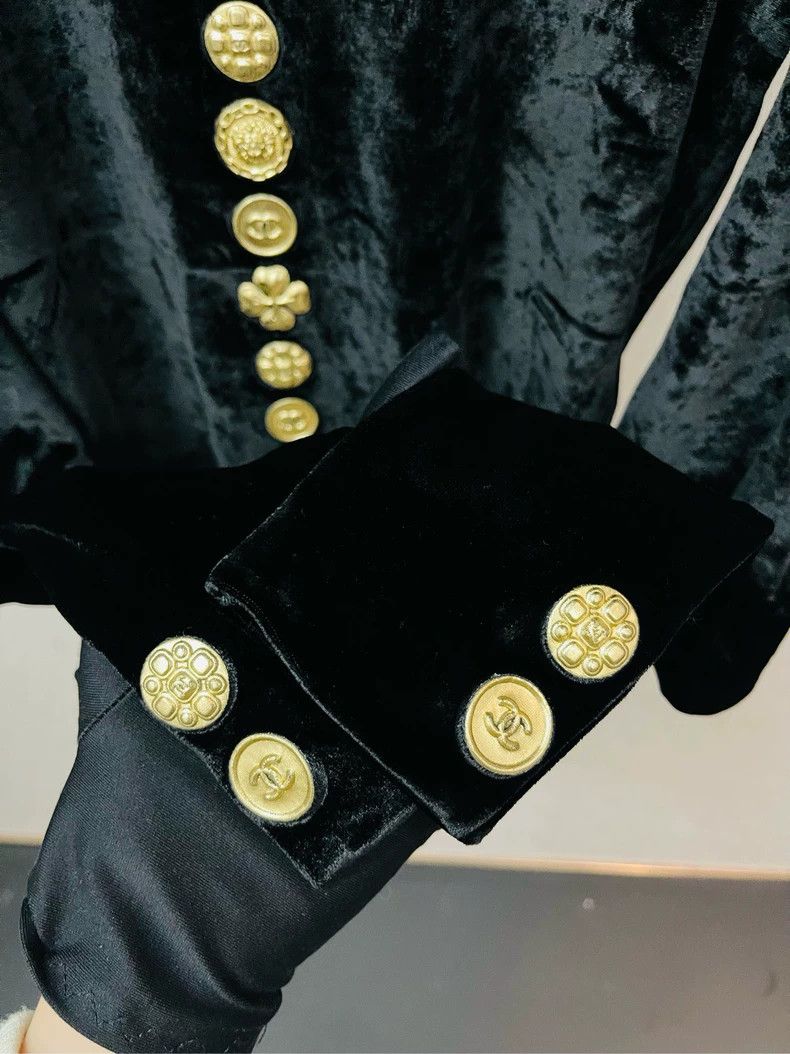 Chanel Chanel Castle series high-end handicraft workshop gold coin Size XS / US 0-2 / IT 36-38 - 5 Thumbnail