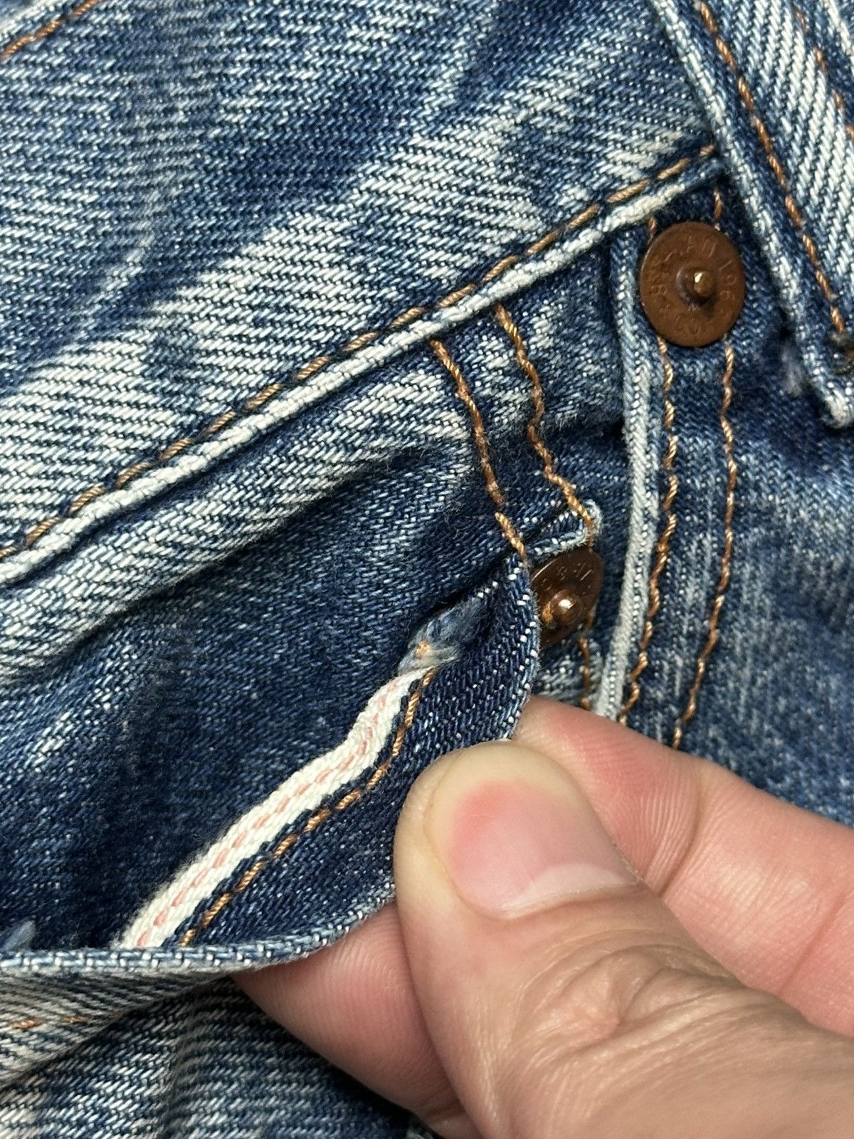 Johnbull Johnbull Selvage Distressed Japan Denim Slimfit Faded Wash Size US 32 / EU 48 - 12 Thumbnail