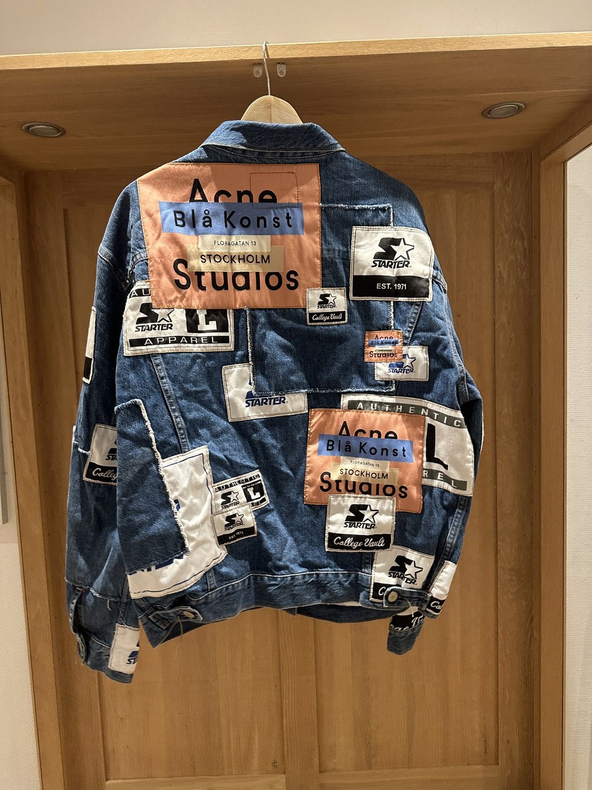 Acne Studios × Starter Acne Studios x Starter Denim Jacket Size US XL / EU 56 / 4 - 3 Thumbnail