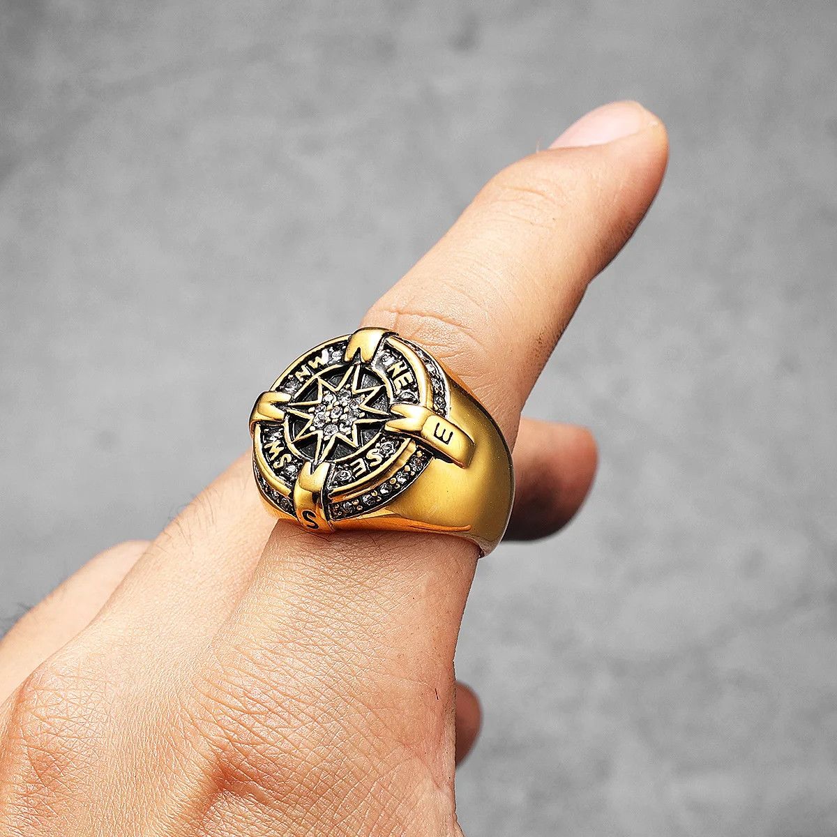 Japanese Brand × Jewelry × Vintage Luxury Compass Rhinestone Ring Size ONE SIZE - 1 Thumbnail