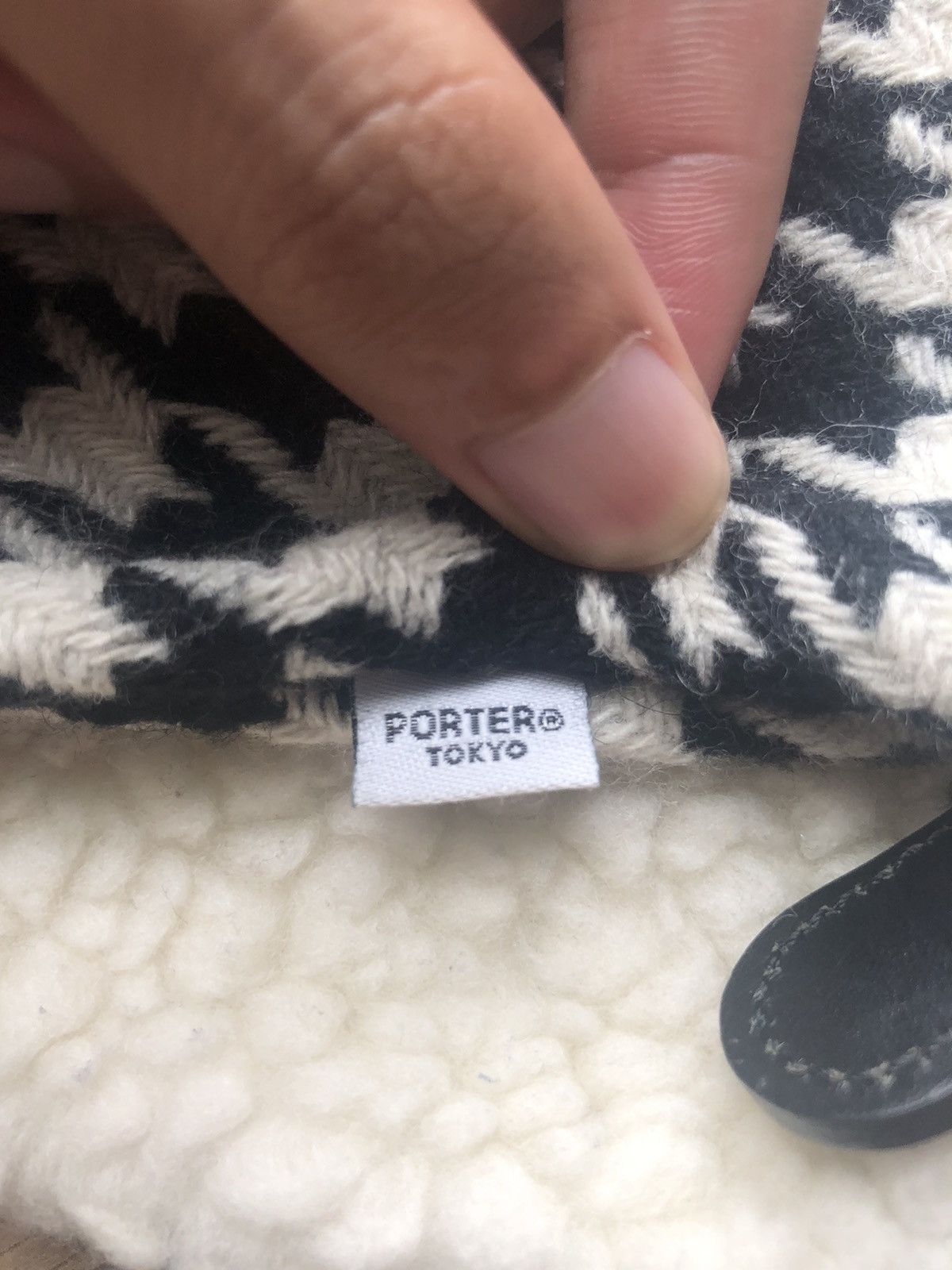 PHENOMENON RARE🔥 Phenomenon x Porter Fur single clutch bag Size ONE SIZE - 5 Thumbnail