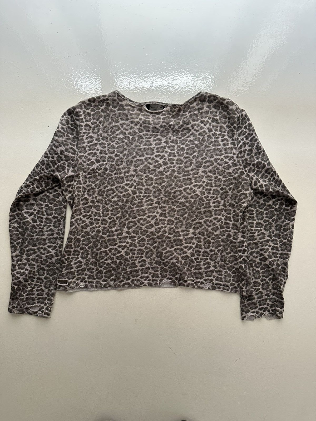 Balenciaga Balenciaga leopard top RARE size XL Size US XL / EU 56 / 4 - 3 Thumbnail
