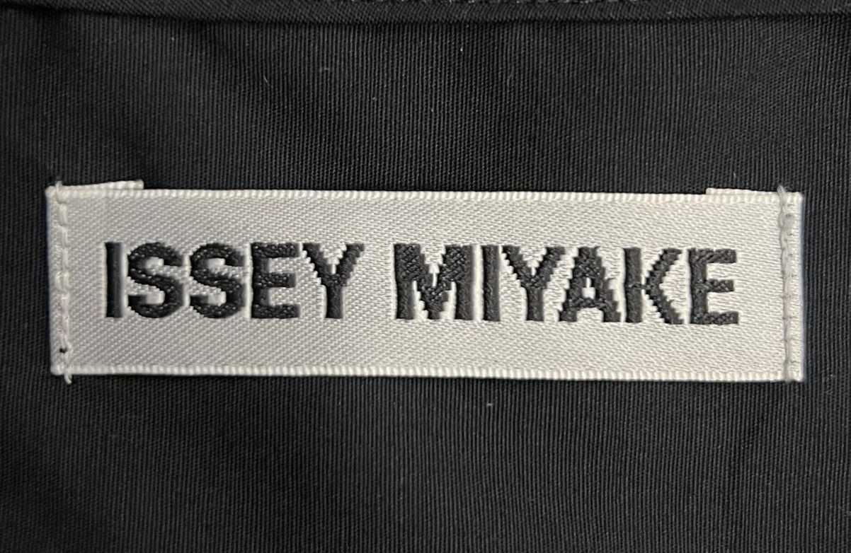 Issey Miyake × Vintage Issey Miyake Black Ruffle Blouse – Size 2 – Made in Japan Size M / US 6-8 / IT 42-44 - 8 Thumbnail