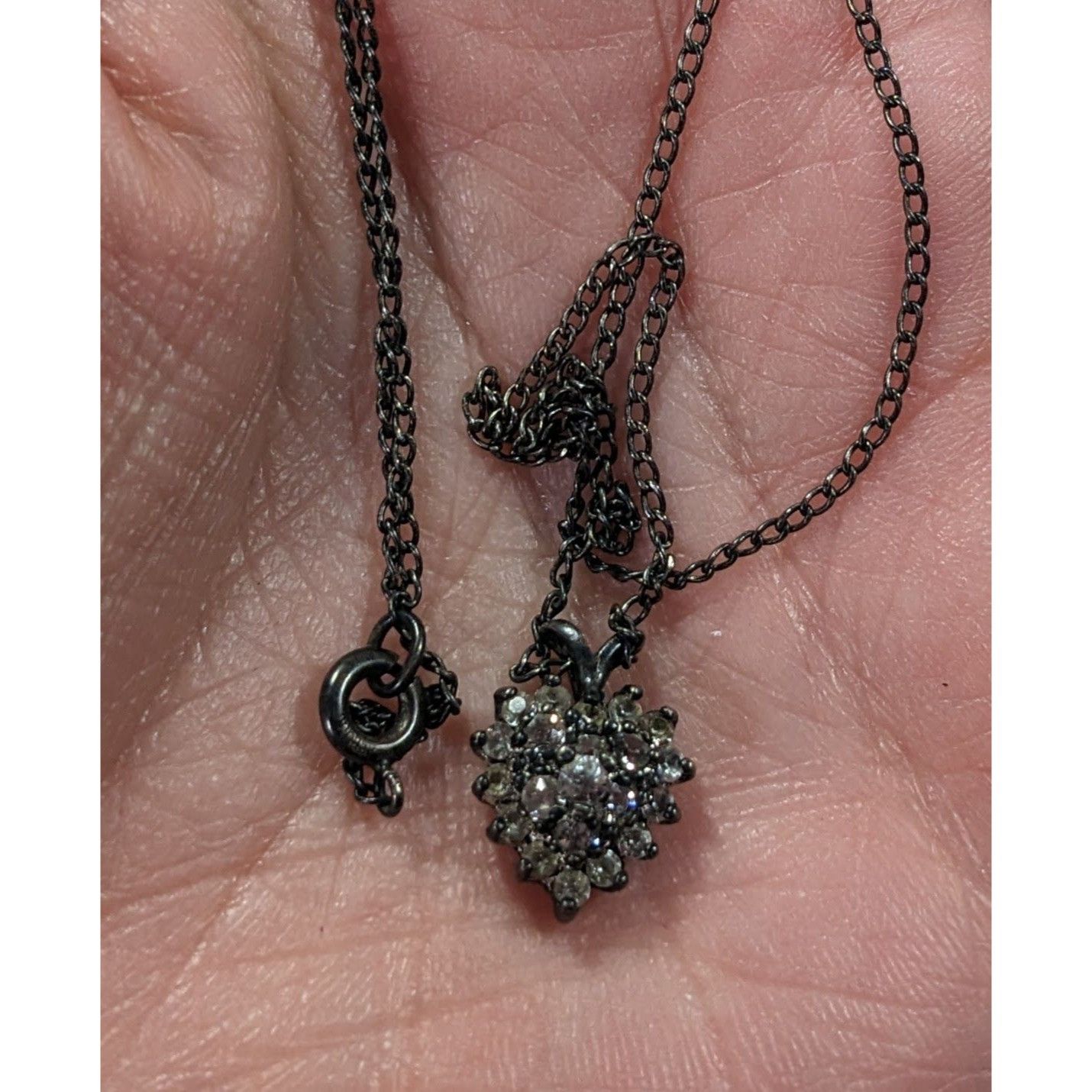 Other Romantic Goth Minimalist Rhinestone Heart Necklace Size ONE SIZE - 4 Thumbnail