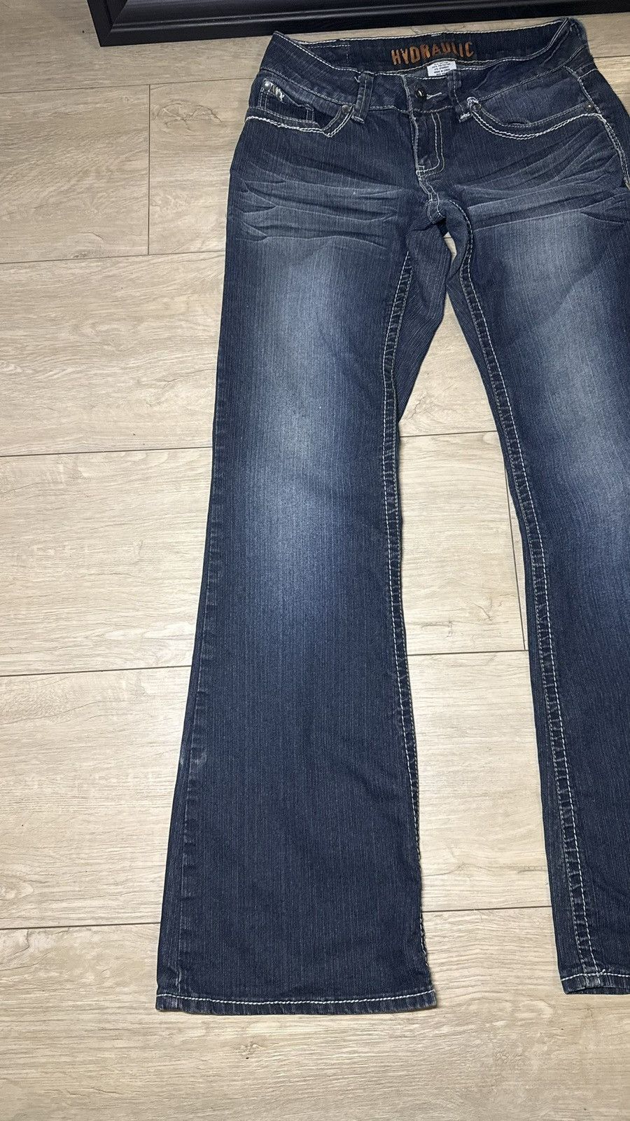 Miss Me Y2K 2000s Women’s Hydraulic Embroidered Dark Stone Wash Size 27" / US 4 / IT 40 - 2 Thumbnail
