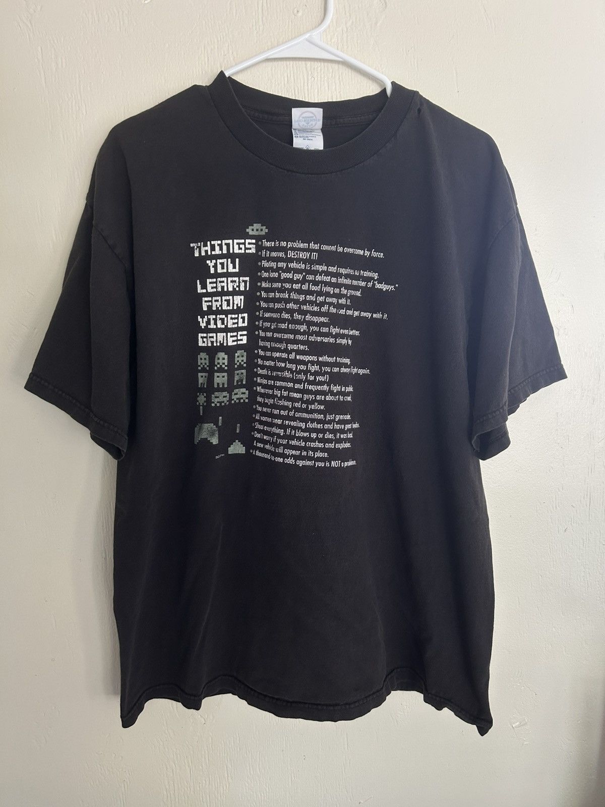 Vintage Vintage ‘Things You Learn From Video Games’ T-shirt Size US XL / EU 56 / 4 - 1 Thumbnail