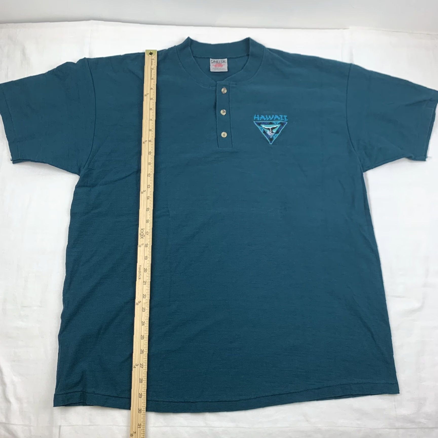 Vintage VINTAGE Oneita Hawaii T Shirt Adult 2XL Blue Henley Neck Embroidered Whales Logo Ocean Mens Size US XXL / EU 58 / 5 - 4 Thumbnail