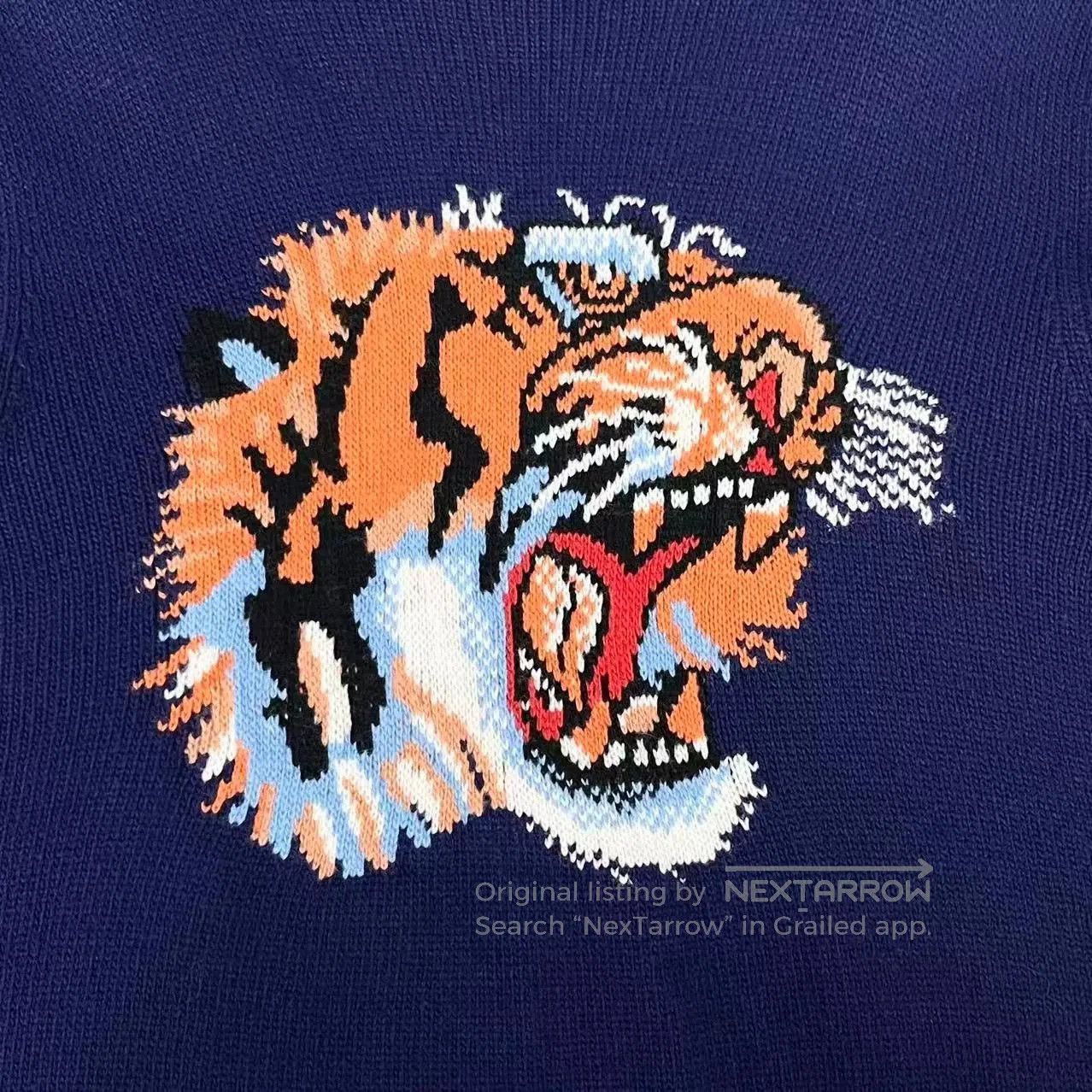gucci loved colorful tiger logo knit sweater.
