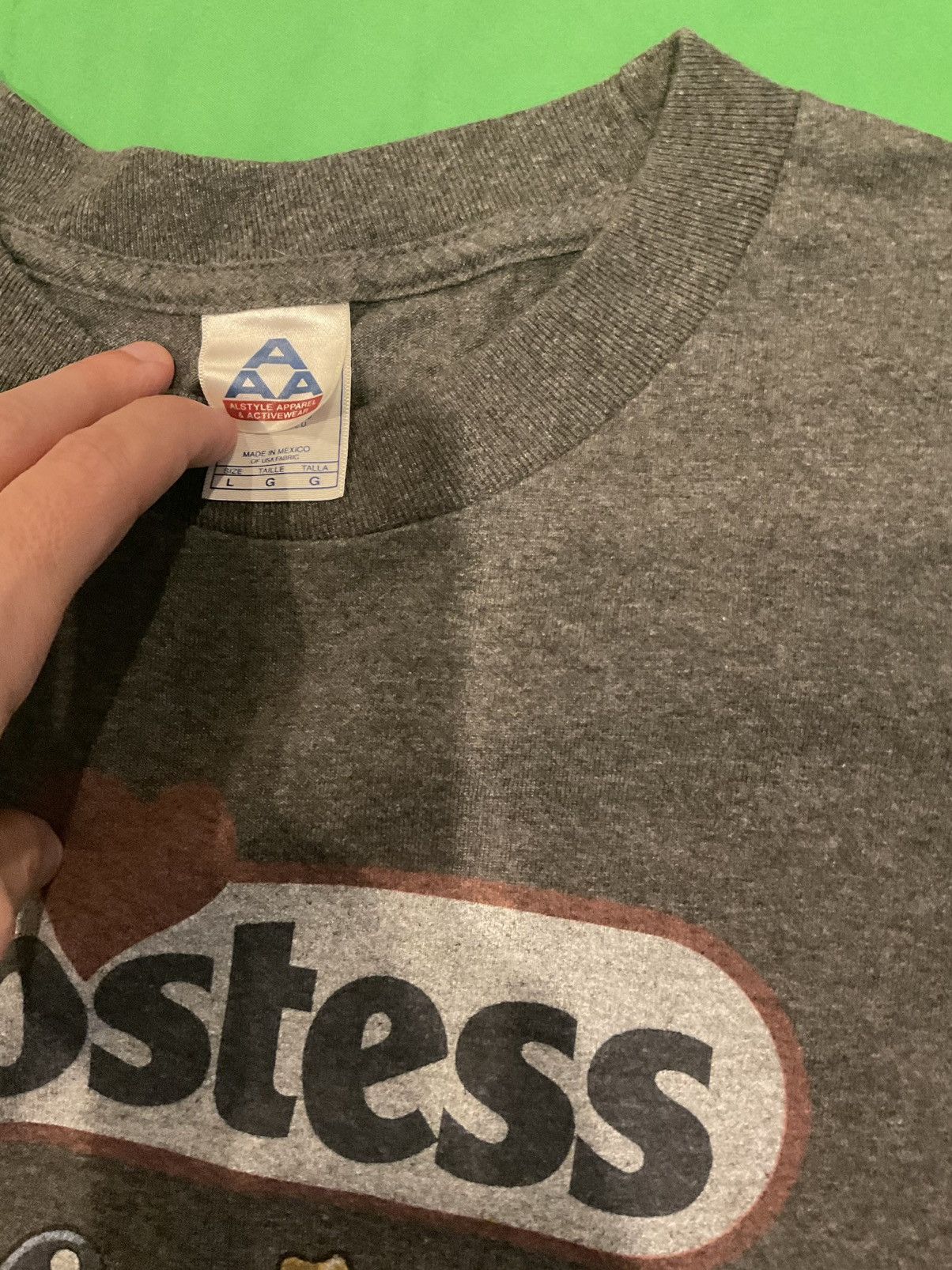 Vintage Vintage Hostess Graphic T-Shirt Size US L / EU 52-54 / 3 - 3 Thumbnail
