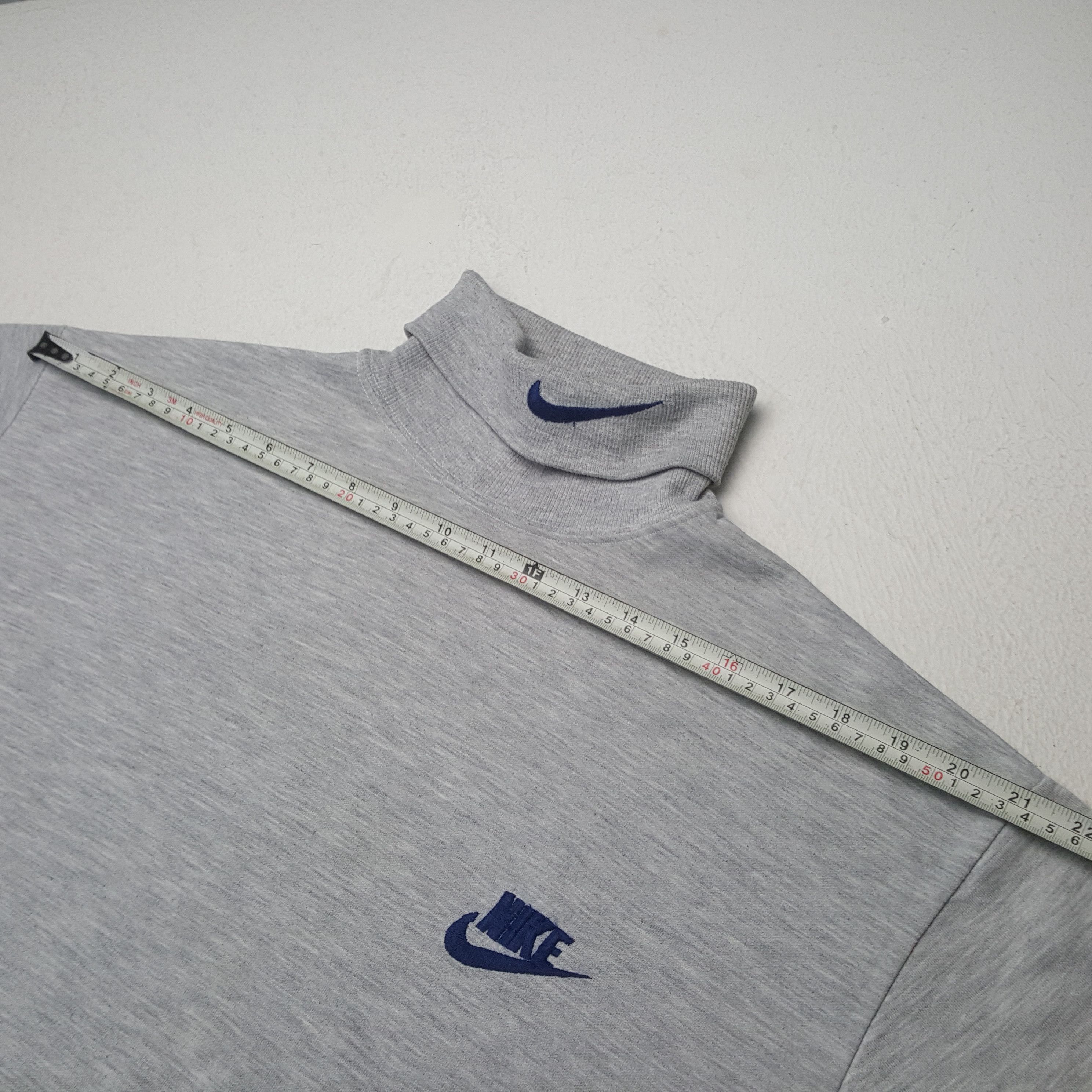 Nike NIKE Small Logo Design Streetwear Sweatshirt C293N24 Size US M / EU 48-50 / 2 - 5 Thumbnail