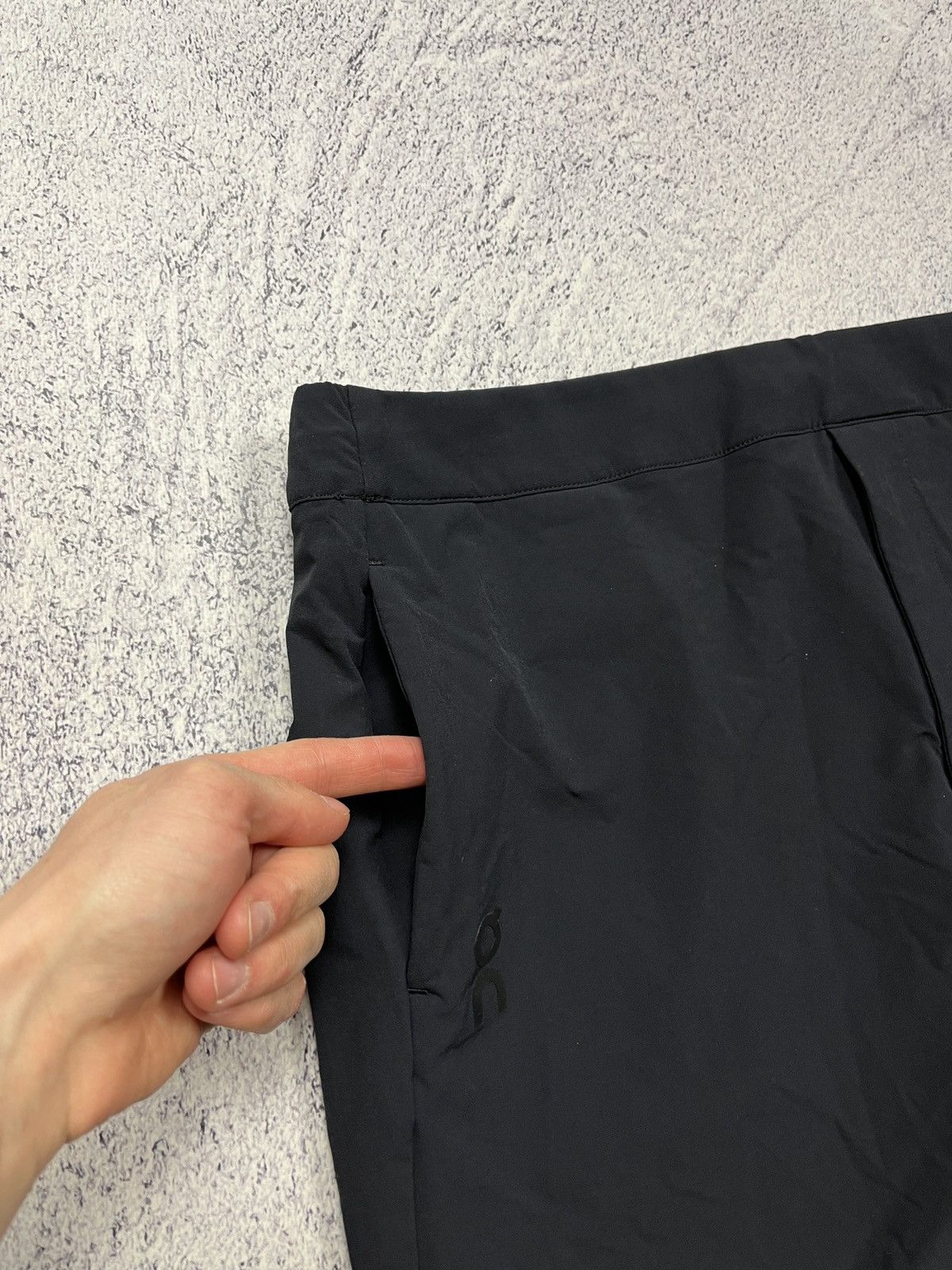 Other Run On Clouds Nylon Baggy Active Track Pants Joggers Outdoor Size US 34 / EU 50 - 10 Thumbnail