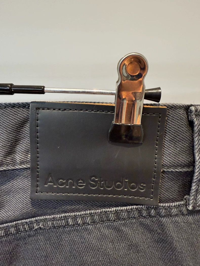 Acne Studios acne studios Dark grey wash jeans 2502-Nextarrow Size US 32 / EU 48 - 3 Thumbnail