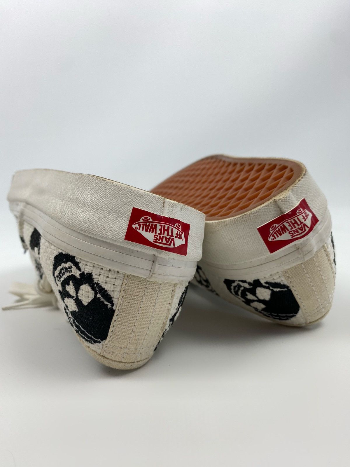 Vans Authentic 44 DX Anaheim Factory Needlepoint/Skulls Size US 7 / EU 40 - 11 Thumbnail