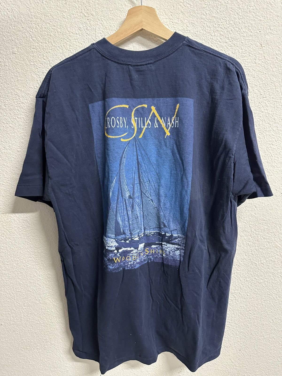 Band Tees Crosby Stills & Wash Wooden Ships Band T-Shirt Size US XL / EU 56 / 4 - 1 Thumbnail