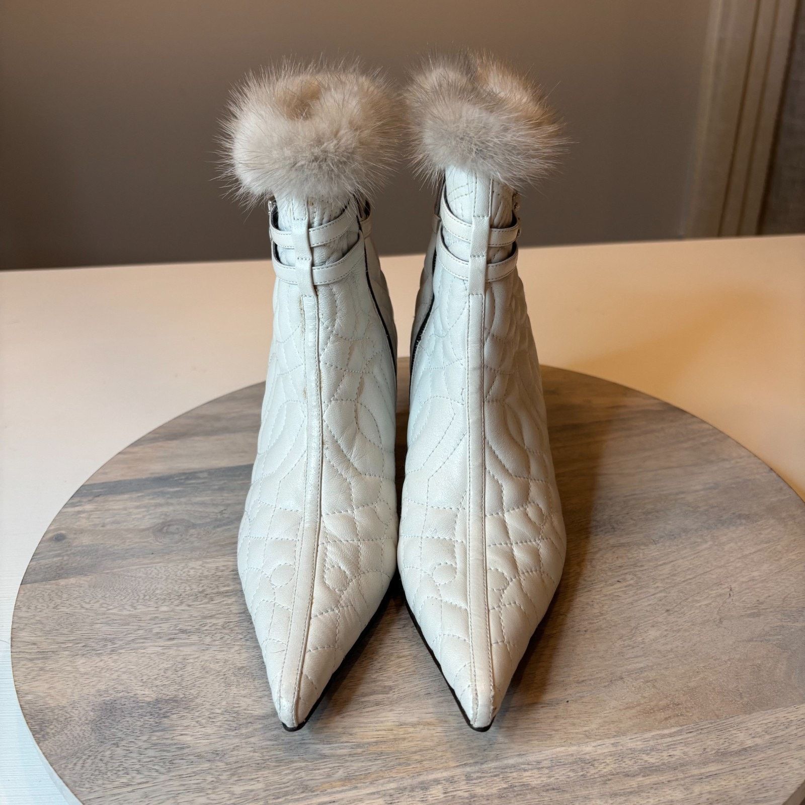 Donald Pliner Donald Pliner White Quilted Leather Rusha Booties Size 6 M Size US 6 / IT 36 - 4 Thumbnail