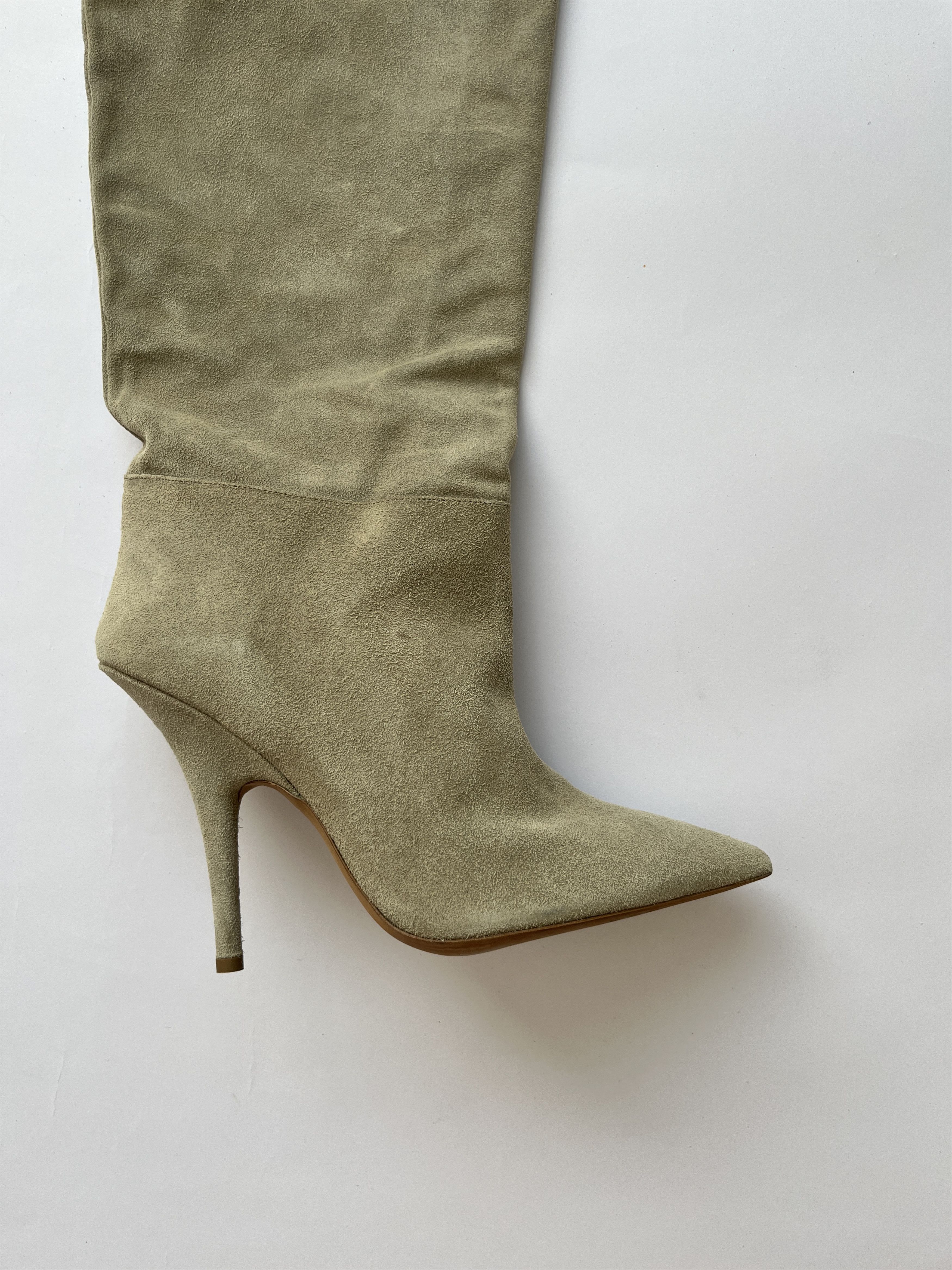 Yeezy ⚡️QUICK SALE⚡️2018 Yeezy Season 7 Beige Suede High Boots Size US 9 / IT 39 - 7 Thumbnail