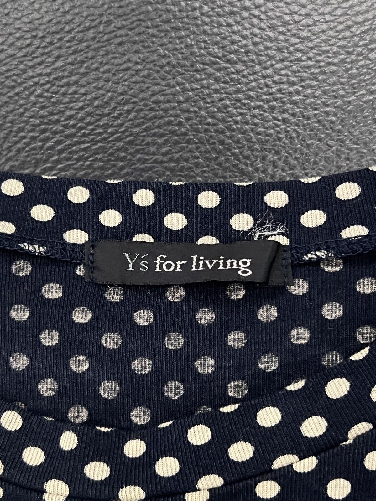 Y's for Men Y’s for living Polka Dot Pocket Asymmetric Hem Top Size ONE SIZE - 8 Thumbnail