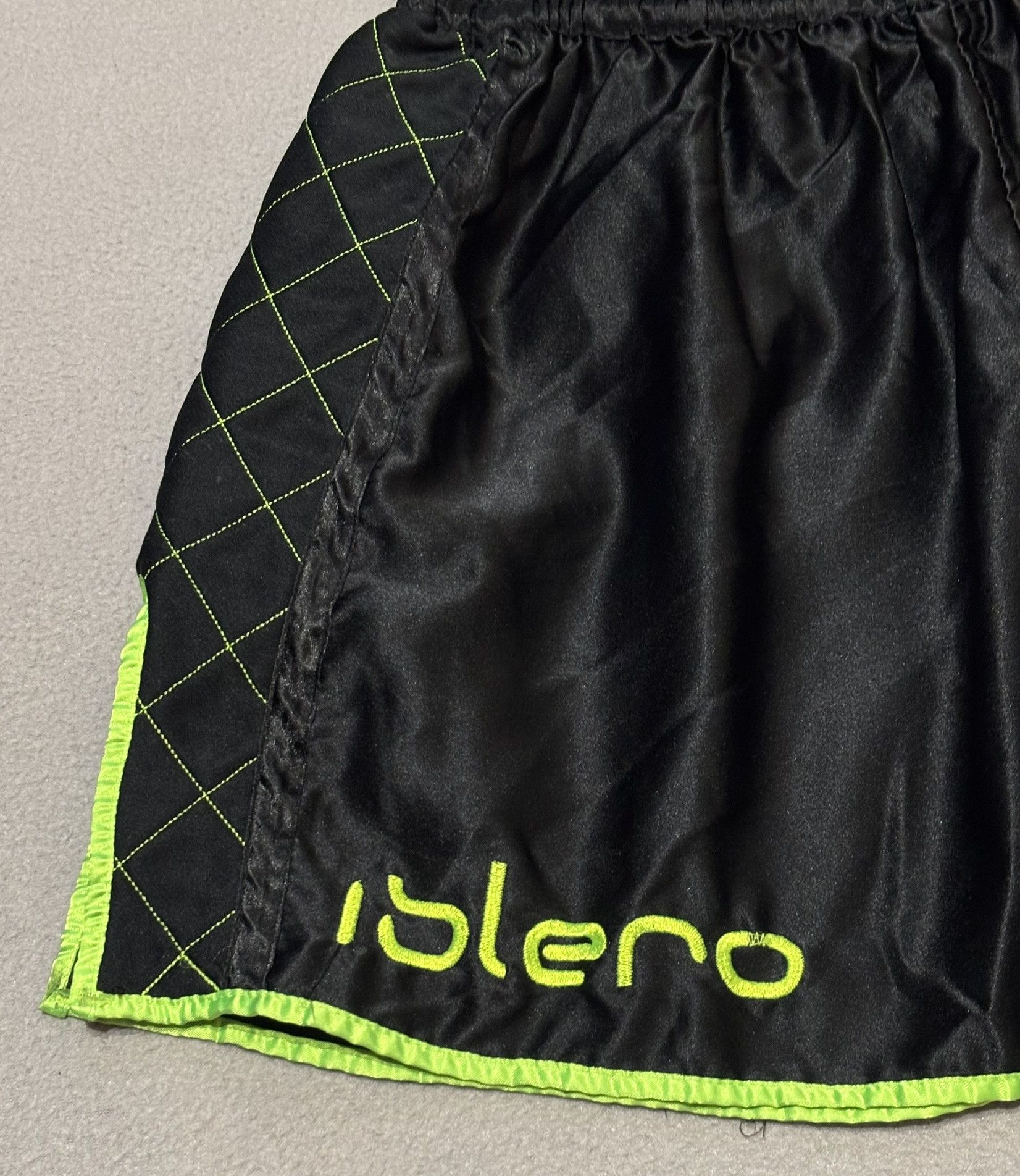 Other Islero Muaythai Thai Boxing MMA Sports Shorts Size L Size US 33 - 12 Thumbnail