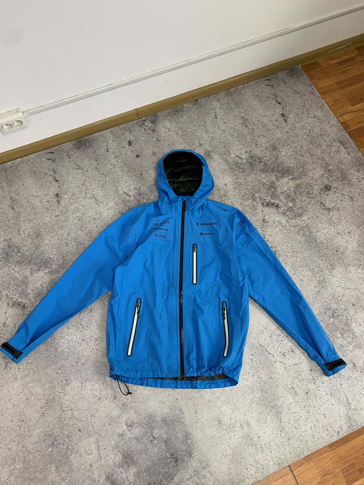 Goretex × Odlo Odlo Swissski Gore Tex Jacket Olympic Team Switzerland Size US M / EU 48-50 / 2 - 1 Thumbnail