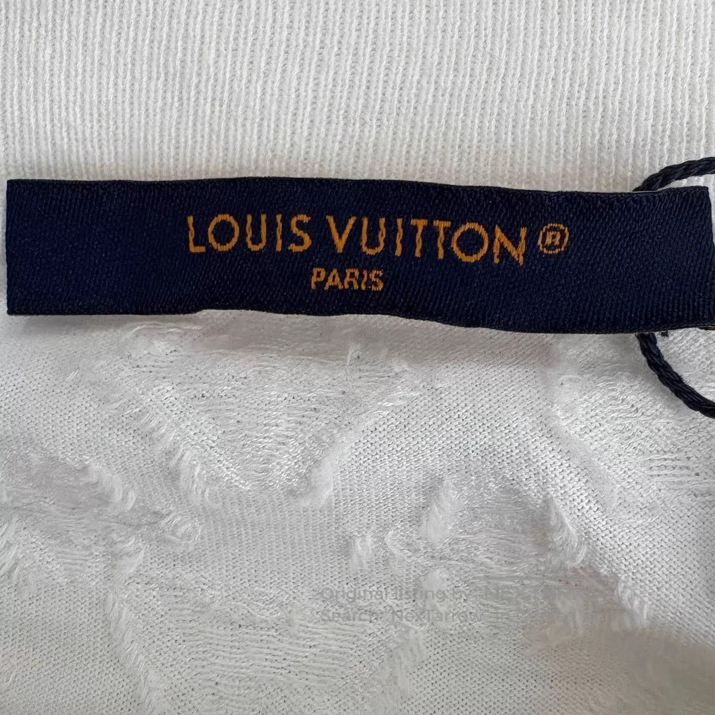 Louis Vuitton White Short-Sleeve Textured Shirt. Size US L / EU 52-54 / 3 - 3 Thumbnail
