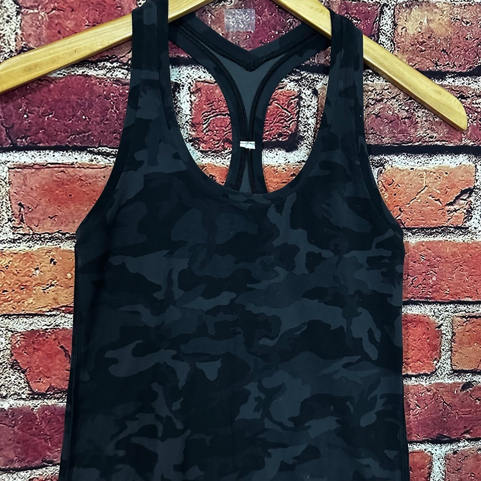 Lululemon Lululemon Tank top size 8 Size M / US 6-8 / IT 42-44 - 2 Thumbnail