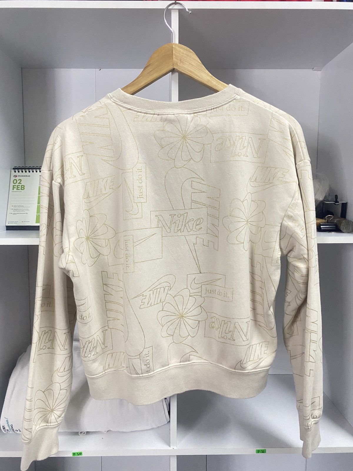 Nike Nike crop top OVP Size M / US 6-8 / IT 42-44 - 6 Thumbnail