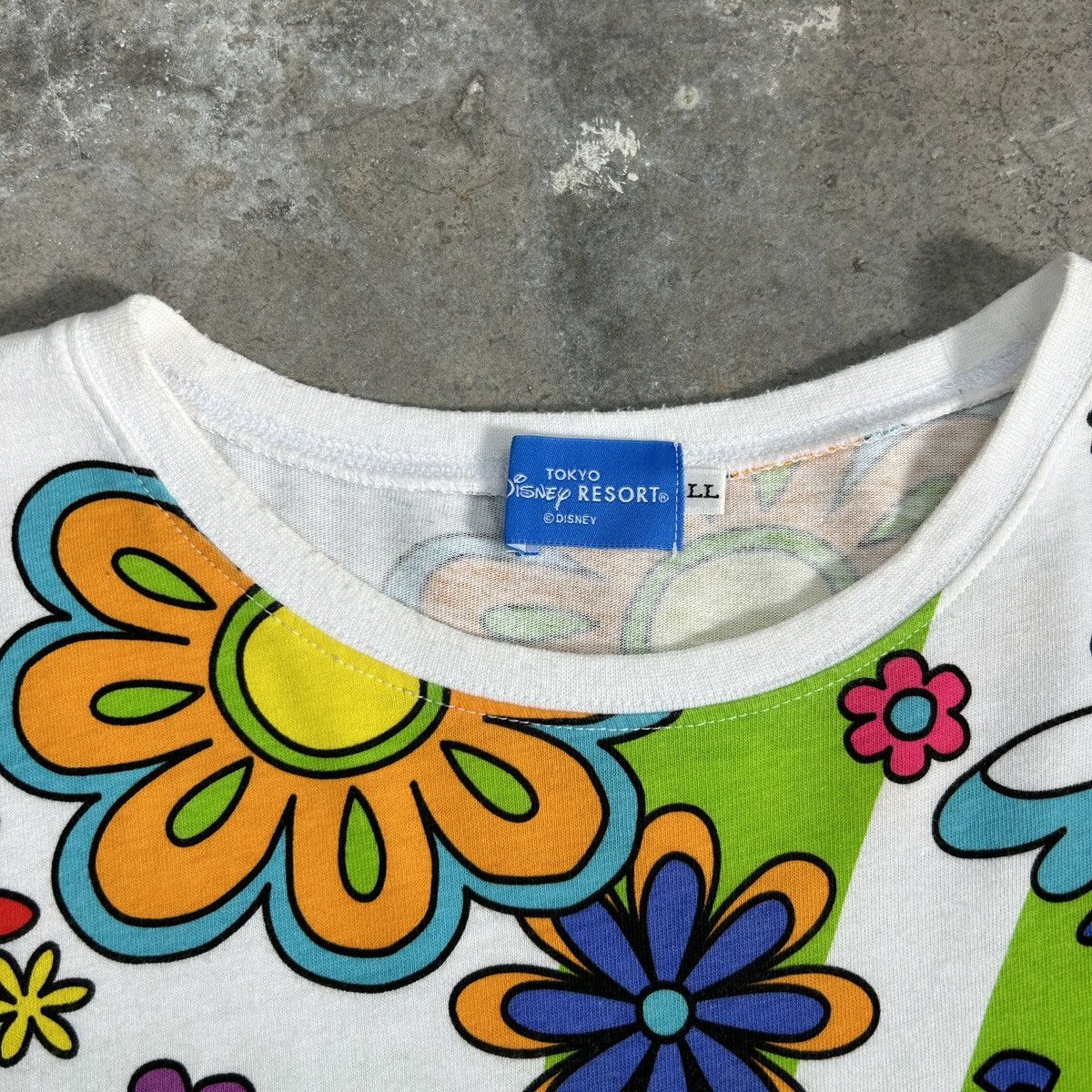 Disney × Vintage 2000s Disney Resort - Tokyo Size US L / EU 52-54 / 3 - 4 Thumbnail