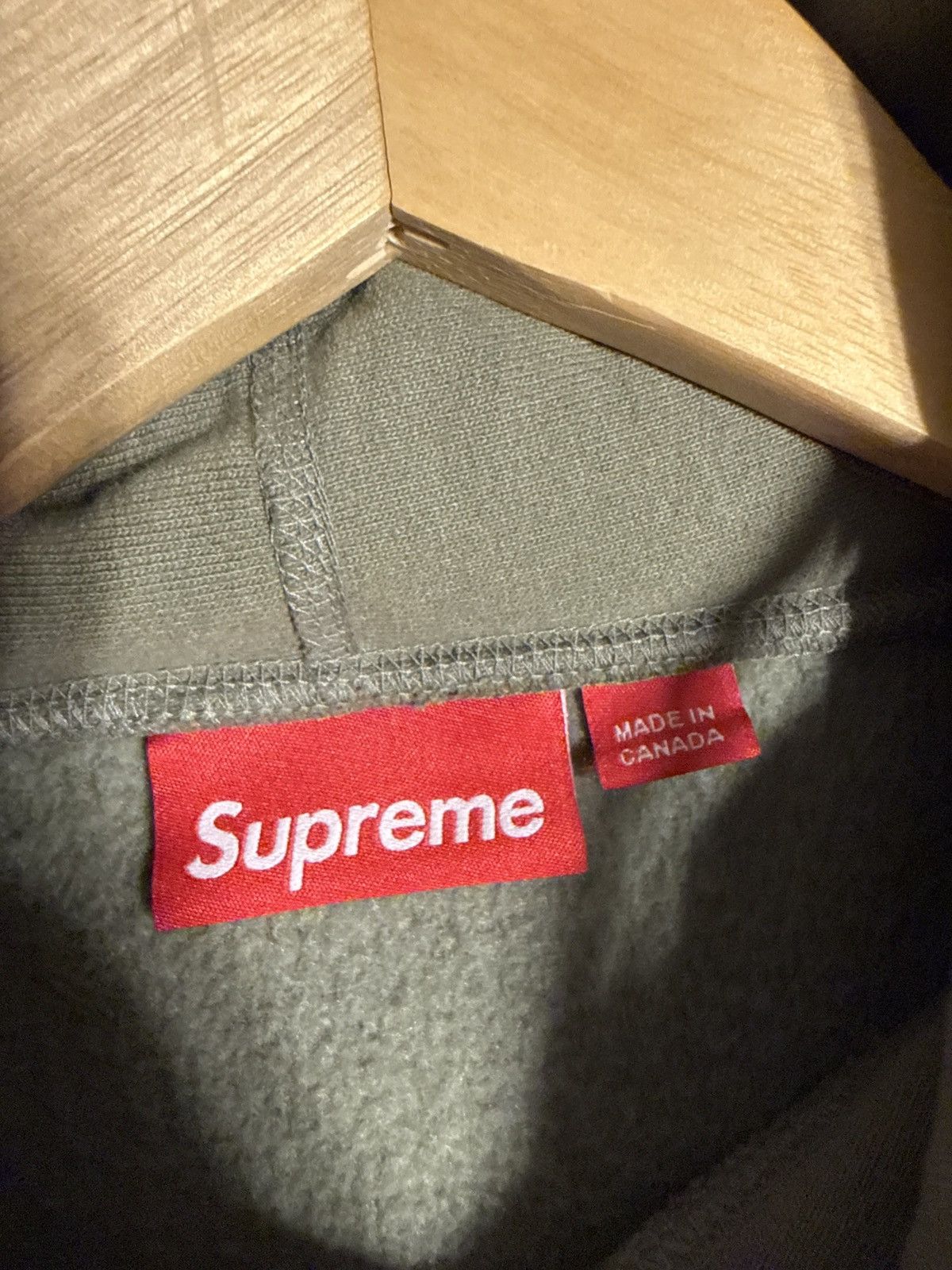 Supreme Supreme olive Box logo Size US S / EU 44-46 / 1 - 3 Thumbnail