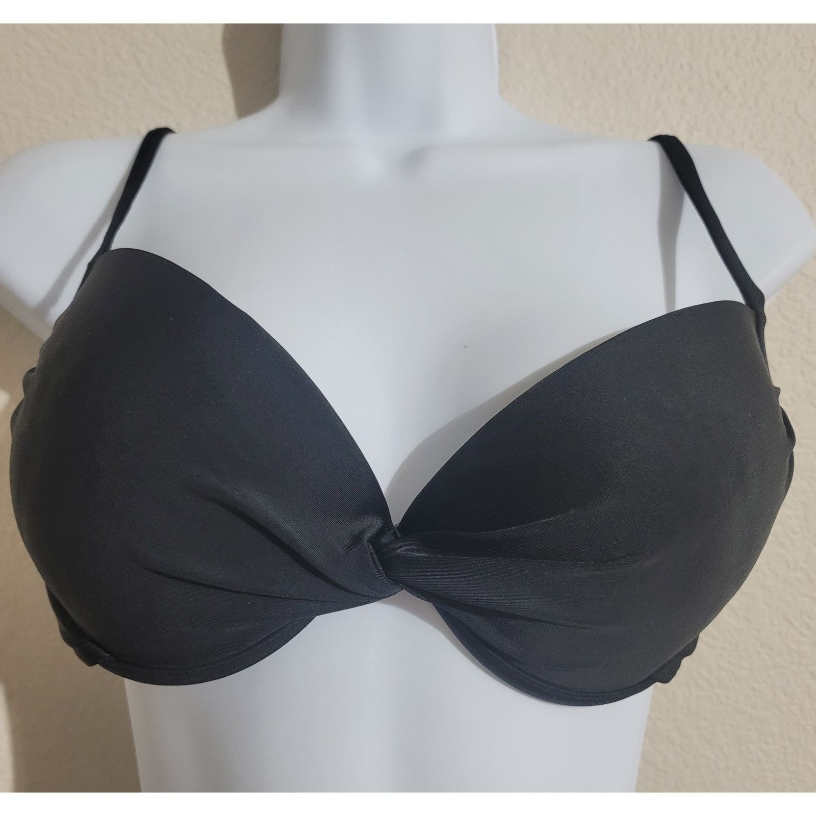 Catalina Catalina Black Knotted Front Bikini Top Medium 7 9 Juniors Size ONE SIZE - 1 Thumbnail