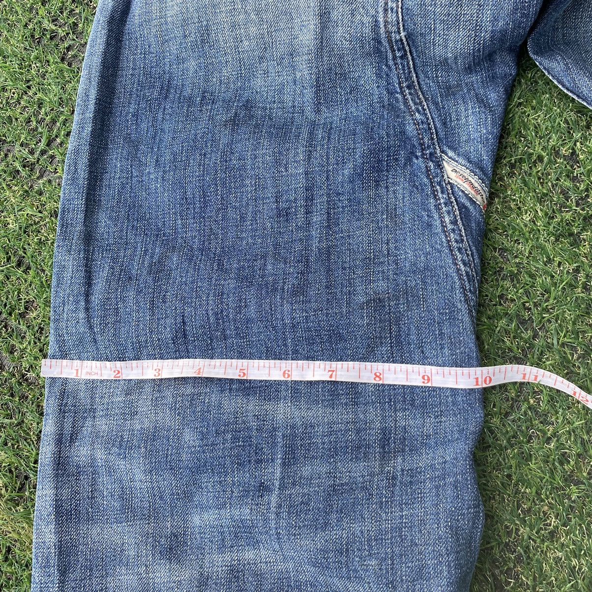 Diesel Thrashed Vintage Diesel Distressed Denim ERD GRUNGE GRAIL Size US 34 / EU 50 - 12 Thumbnail