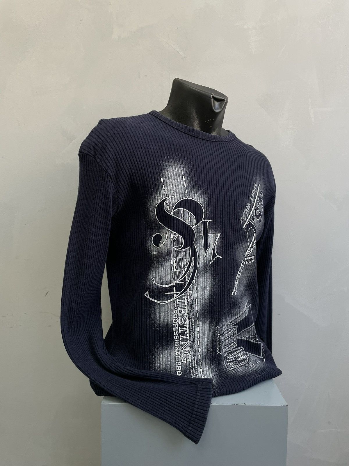 Diesel Rare Diesel style overprint japanese style sweater Size US M / EU 48-50 / 2 - 4 Thumbnail