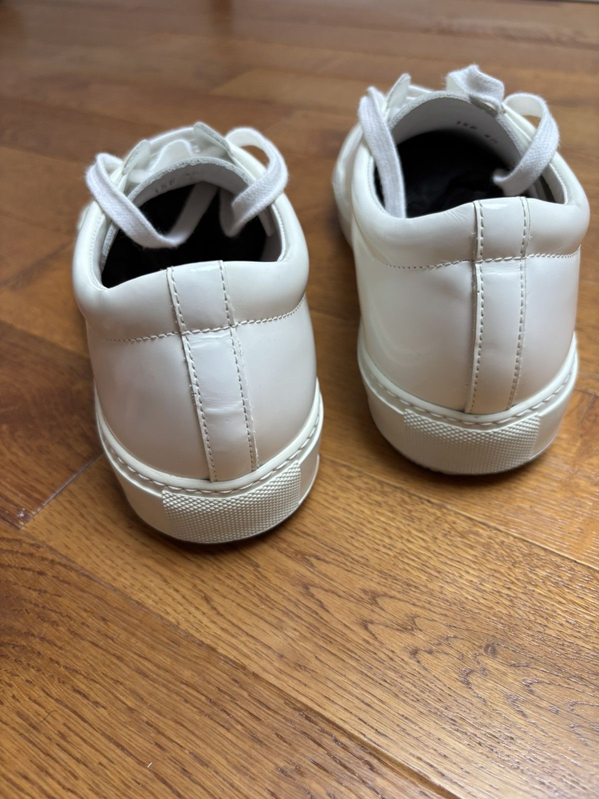 Acne Studios White leather Acne Studios low-top sneakers Size US 7 / EU 40 - 4 Thumbnail