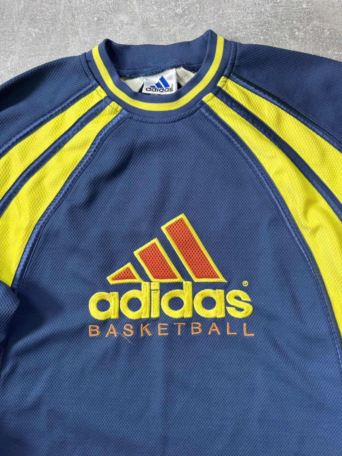 Vintage Vintage 90s Adidas Basketball Sport Sweatshirt Ledare Size US XL / EU 56 / 4 - 4 Thumbnail