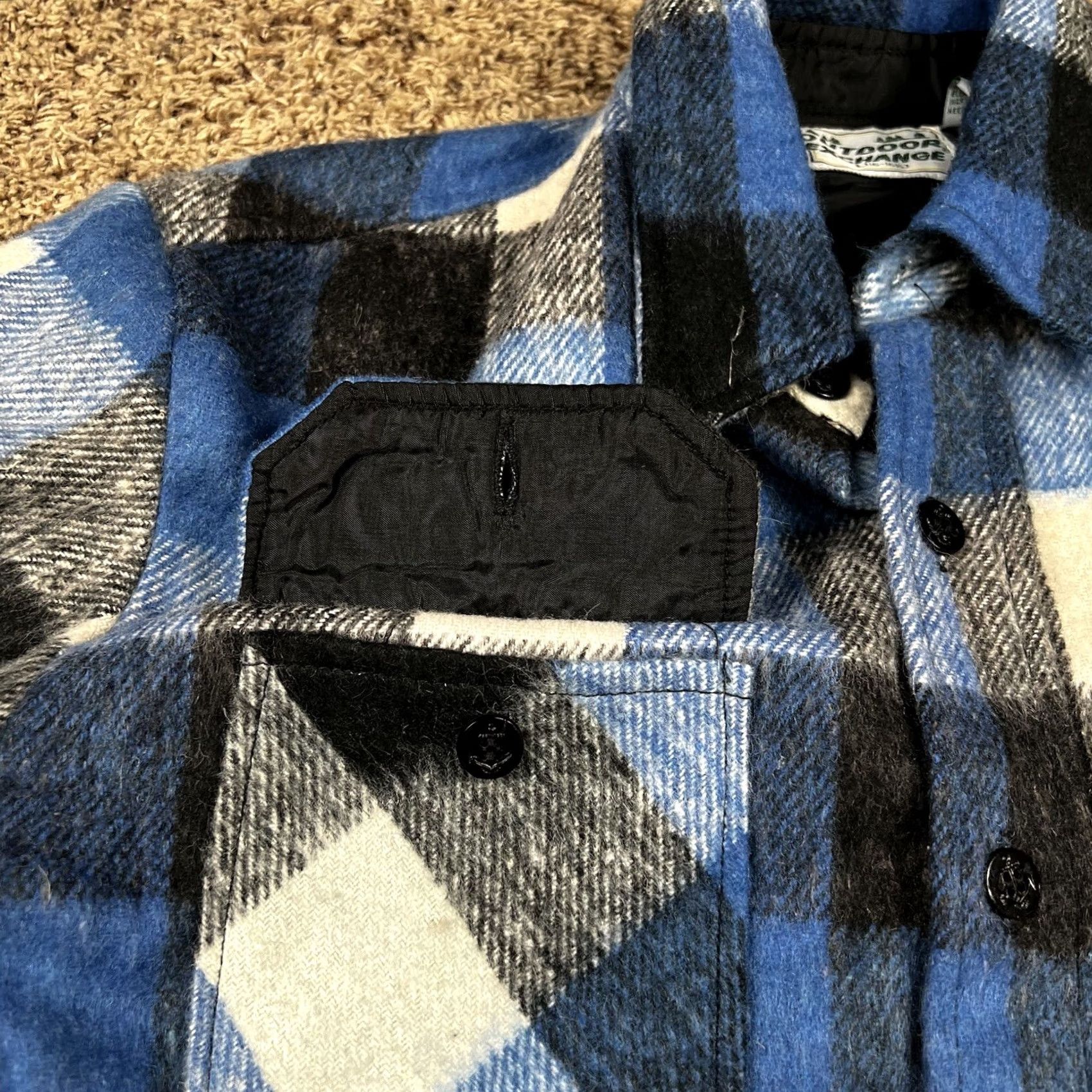 Vintage VINTAGE Outdoor Exchange Flannel Shirt Mens Large Blue Plaid 90s Size US L / EU 52-54 / 3 - 6 Thumbnail