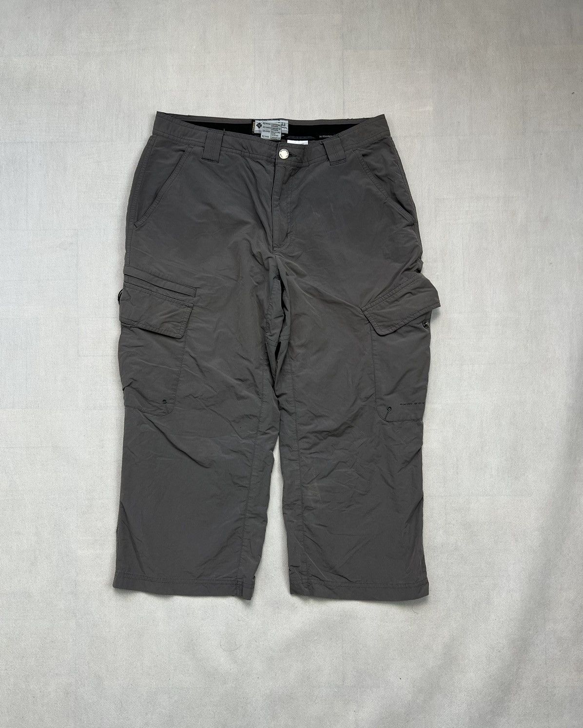Columbia Shorts Columbia Sportswear Company Pocket Size US 32 / EU 48 - 1 Thumbnail