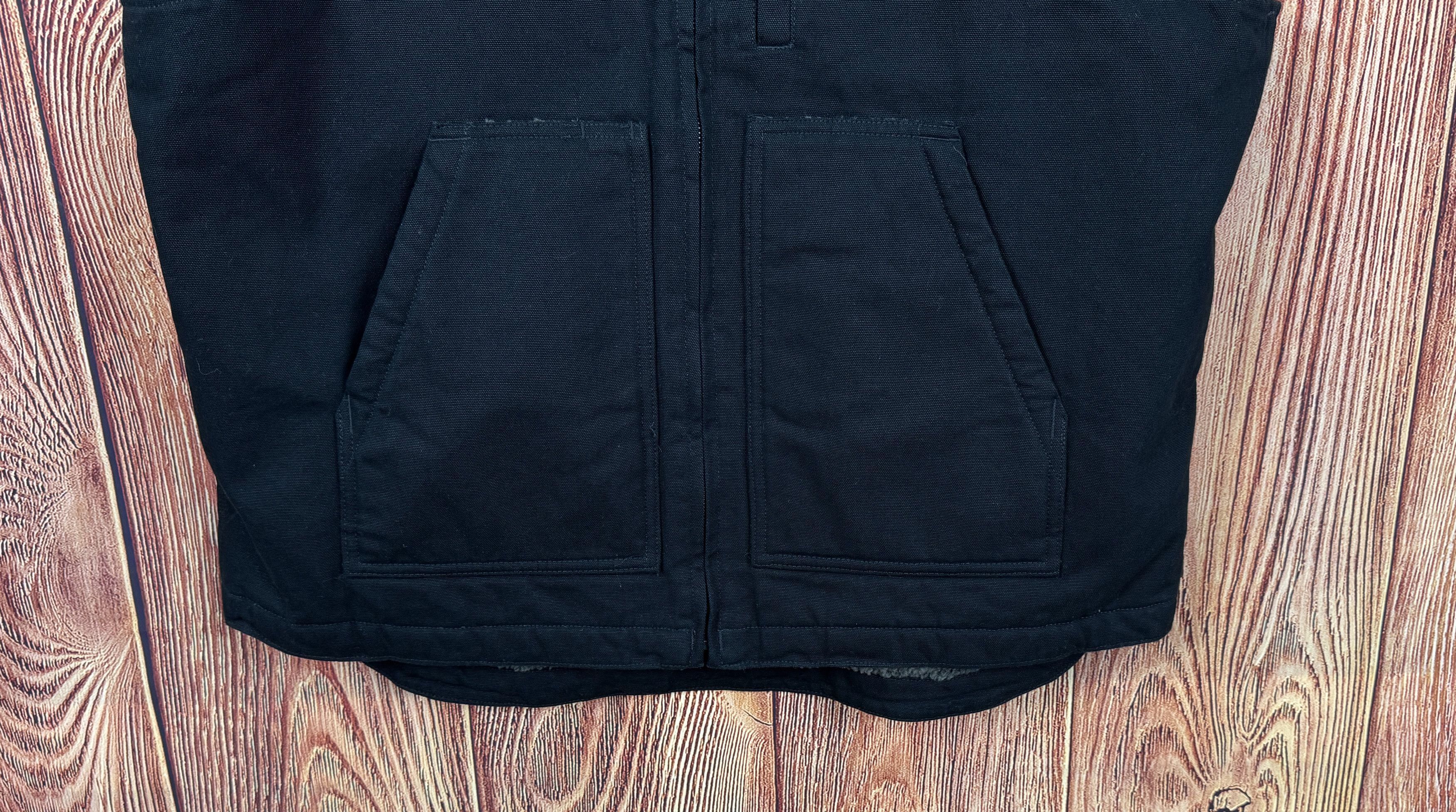Carhartt NWT Carhartt Washed Duck Sherpa Lined Loose Fit Black Vest Size US L / EU 52-54 / 3 - 7 Thumbnail
