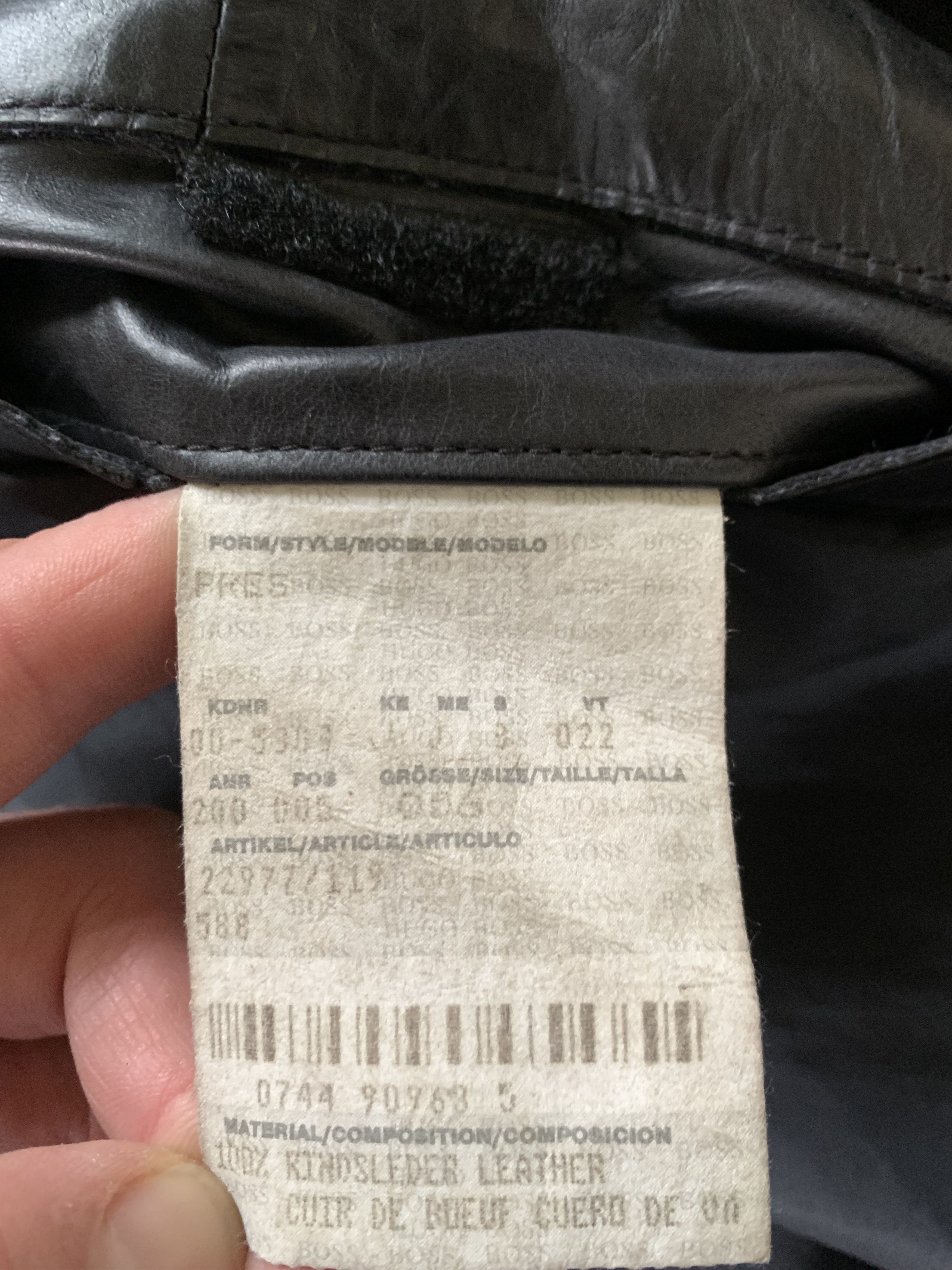 Hugo Boss Hugo Boss Rare Vintage Black Leather Jacket Size US XXL / EU 58 / 5 - 8 Thumbnail