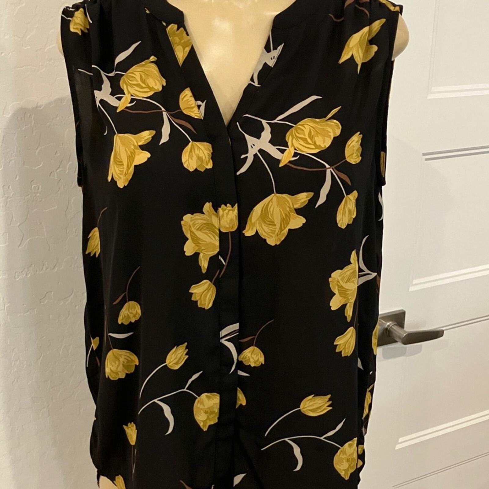 Other Chelsea & Theodore Sleeveless Blouse Size M / US 6-8 / IT 42-44 - 1 Thumbnail