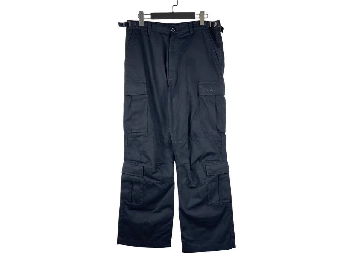 Balenciaga Balenciaga SS25 Cargo Pants Size US 30 / EU 46 - 1 Thumbnail