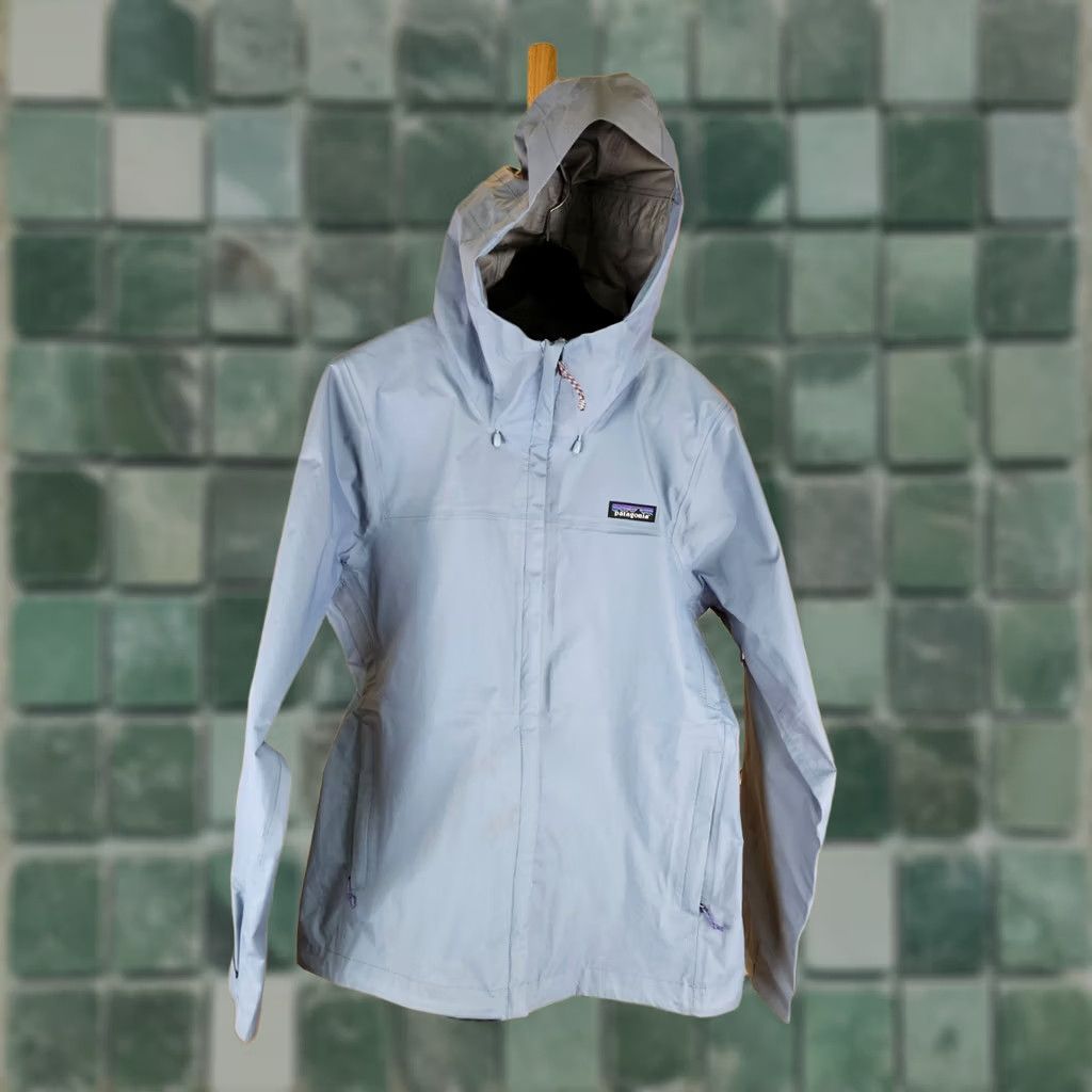 Patagonia VINTAGE Patagonia Torrentshell Parka Jacket Women’s SMALL Skyblue TorrenShell Size S / US 4 / IT 40 - 1 Thumbnail